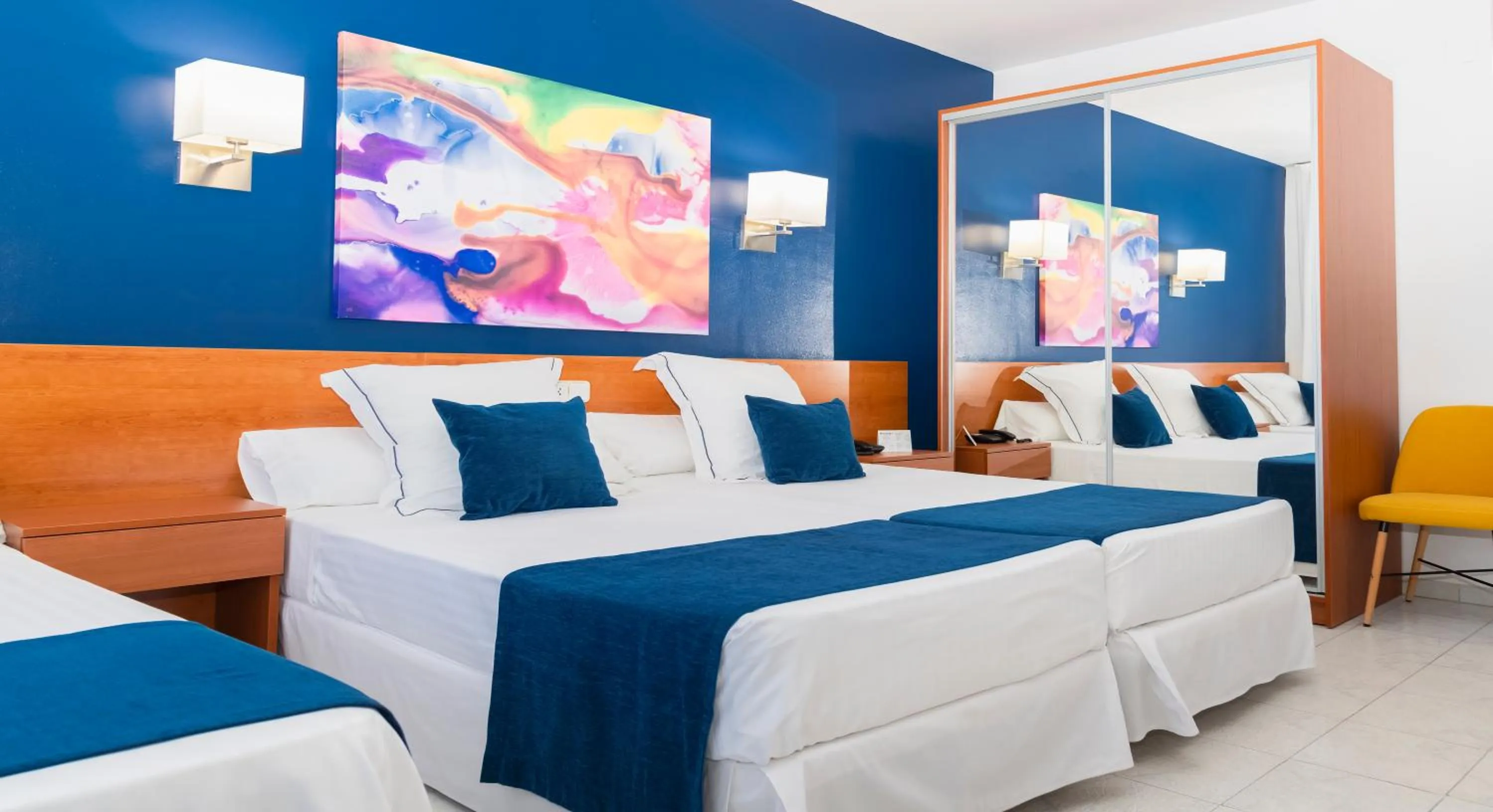 Photo of the whole room in Hotel Jaime I