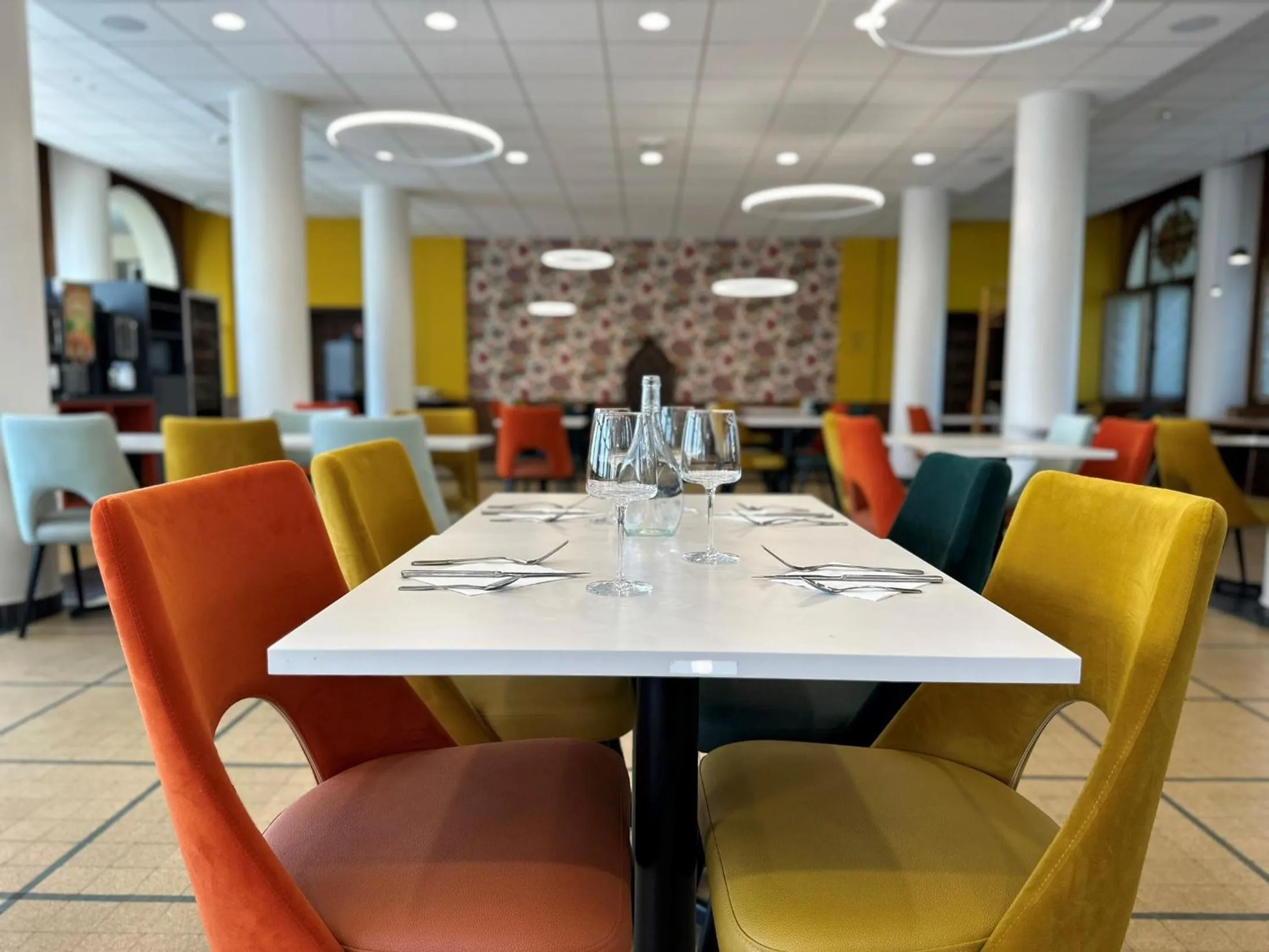 Restaurant/places to eat in Hostellerie Bon Pasteur