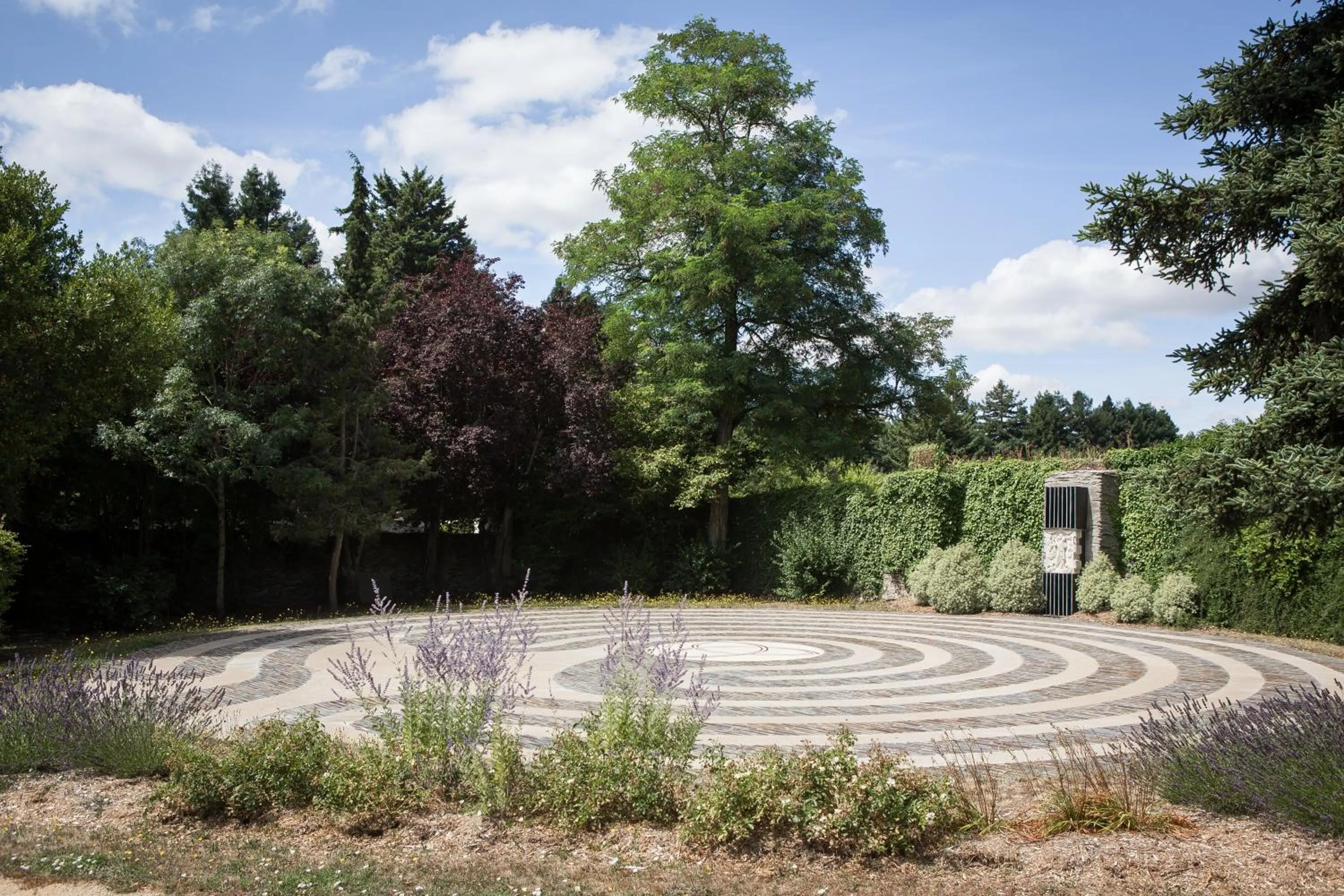 Property building in Hostellerie Bon Pasteur
