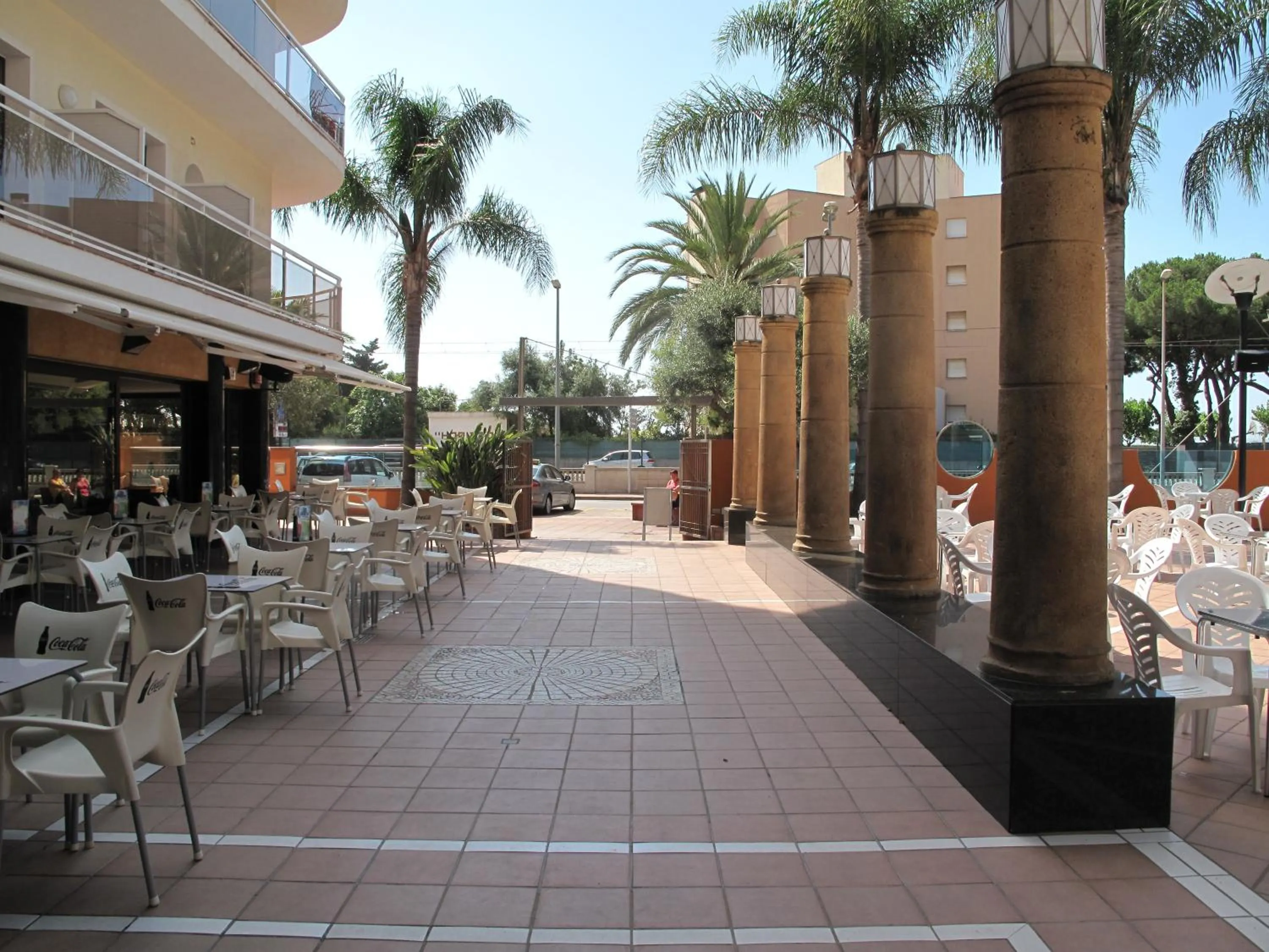 Restaurant/places to eat in Hotel Reymar