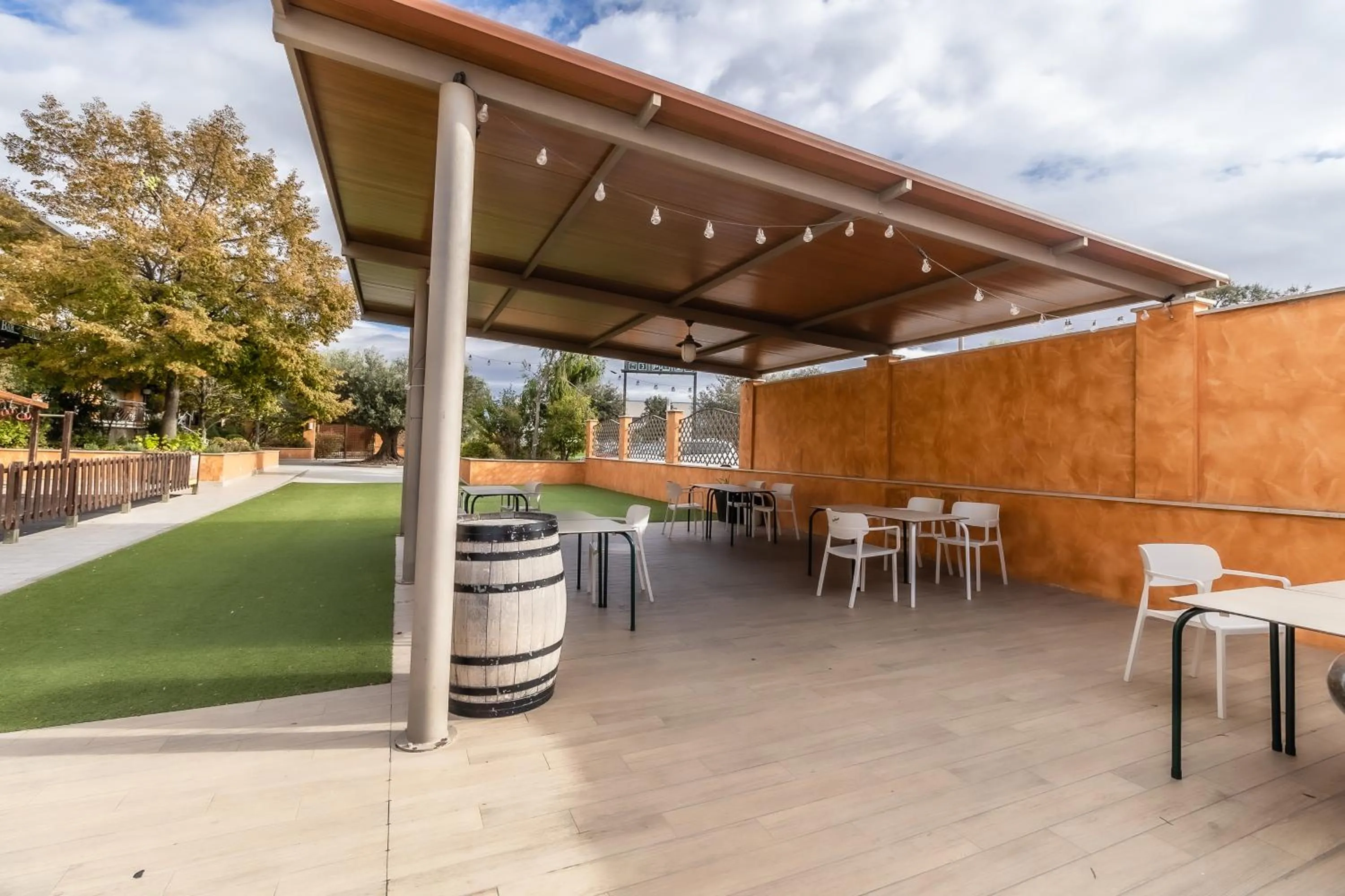 Patio in Hotel Alhama