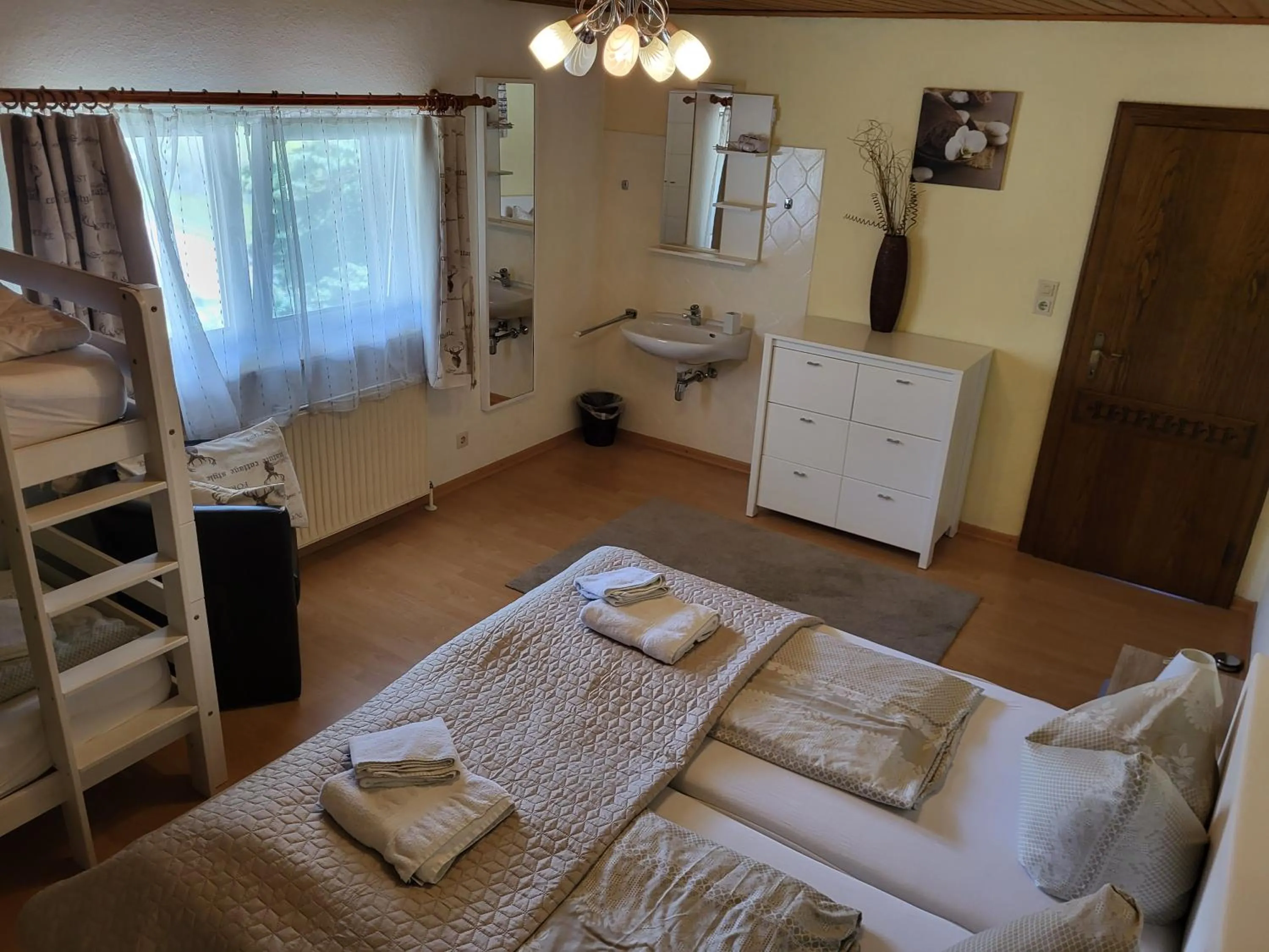 Bed in Alpenzeit Apartments