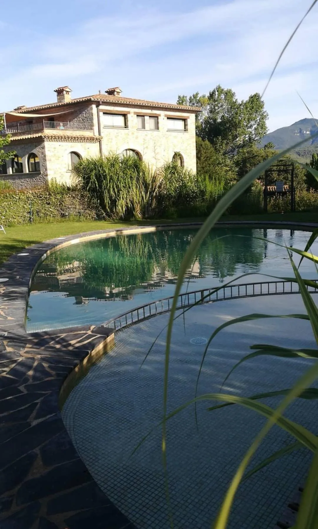 Property building in L'Arcada de Fares