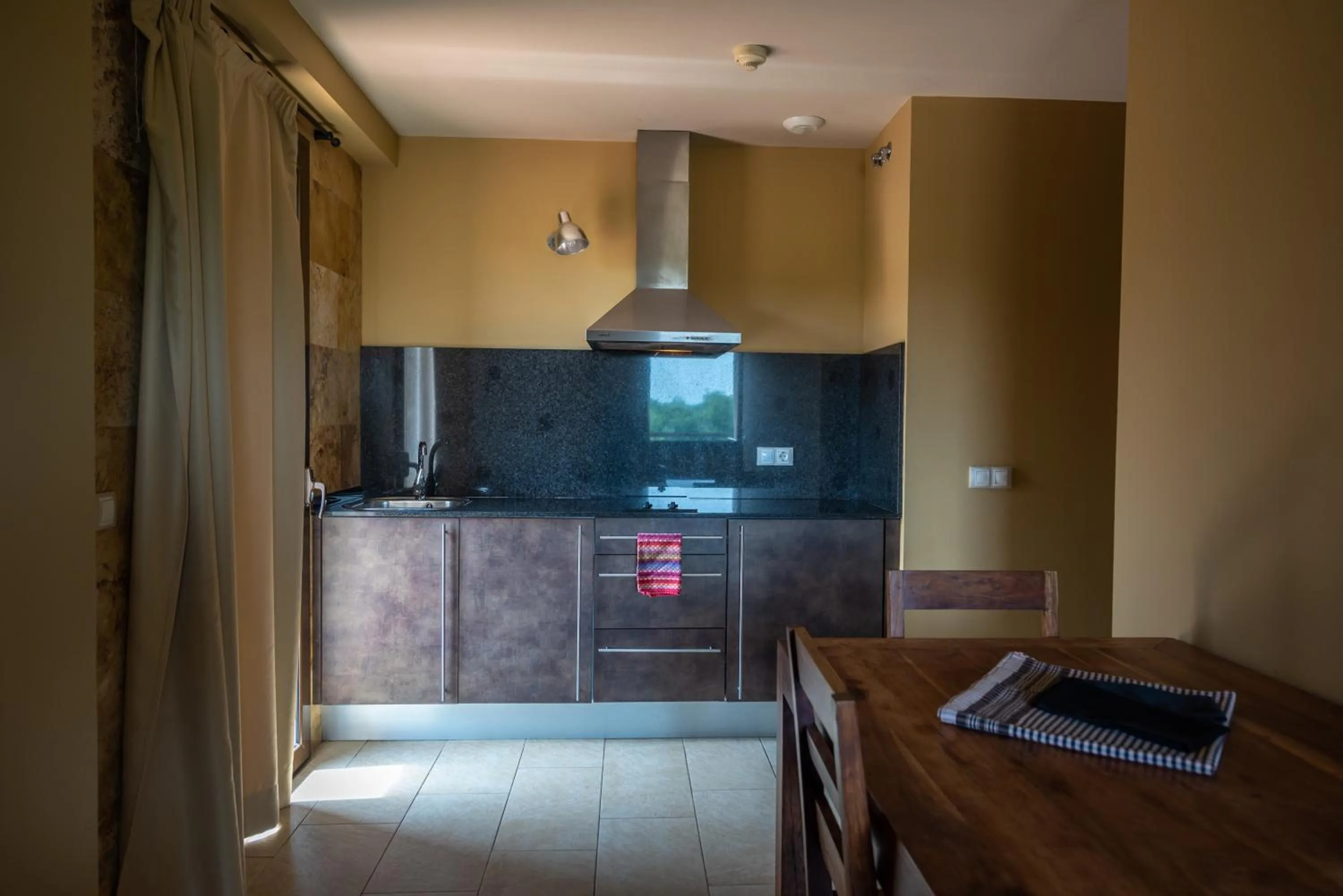 Kitchen or kitchenette in L'Arcada de Fares