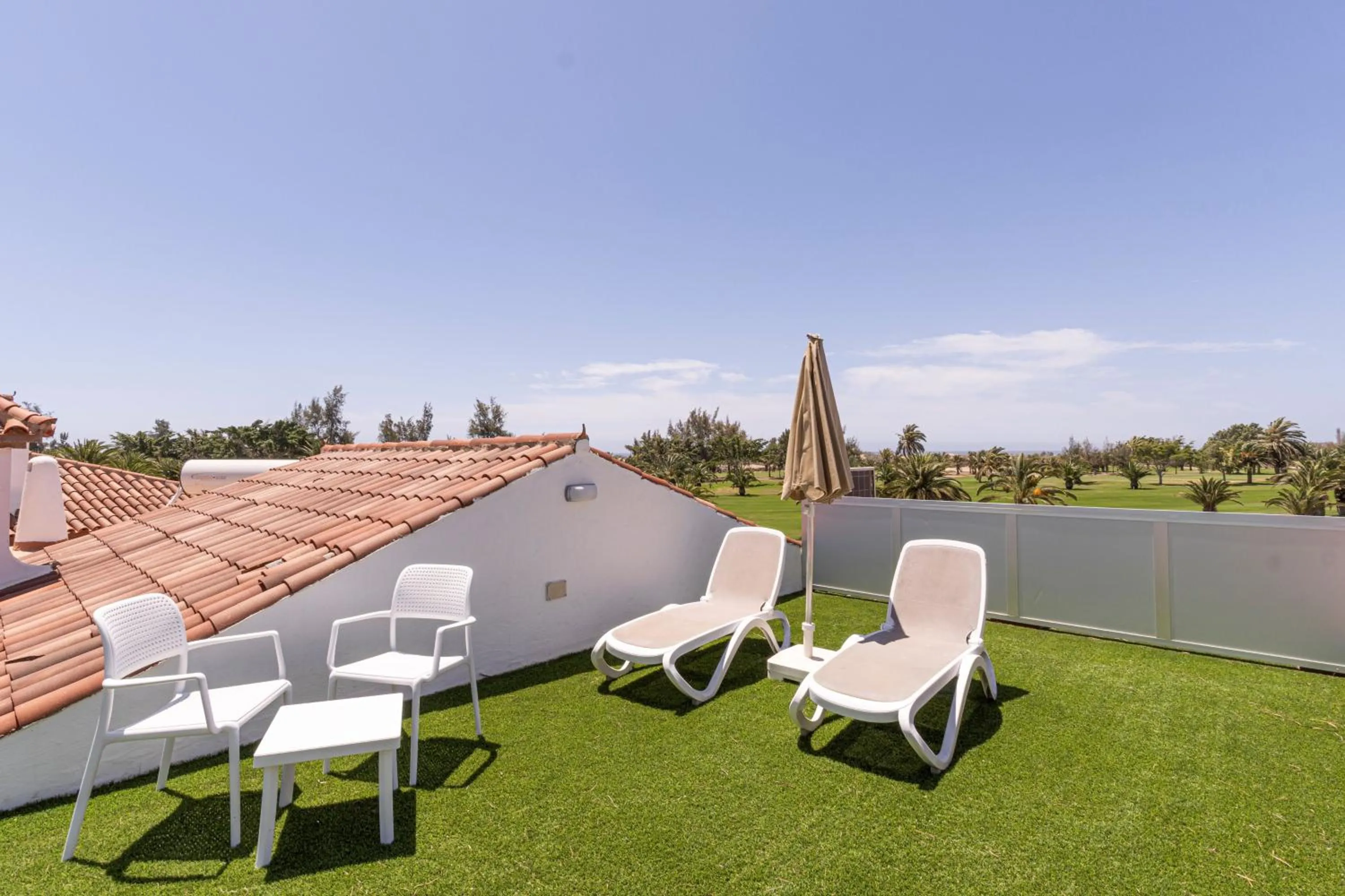 Balcony/Terrace in Hotel LIVVO Dunagolf Suites