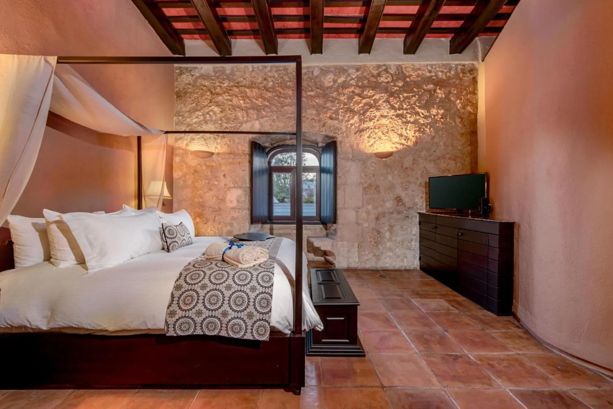 Photo of the whole room, Bed in Hodelpa Nicolás de Ovando