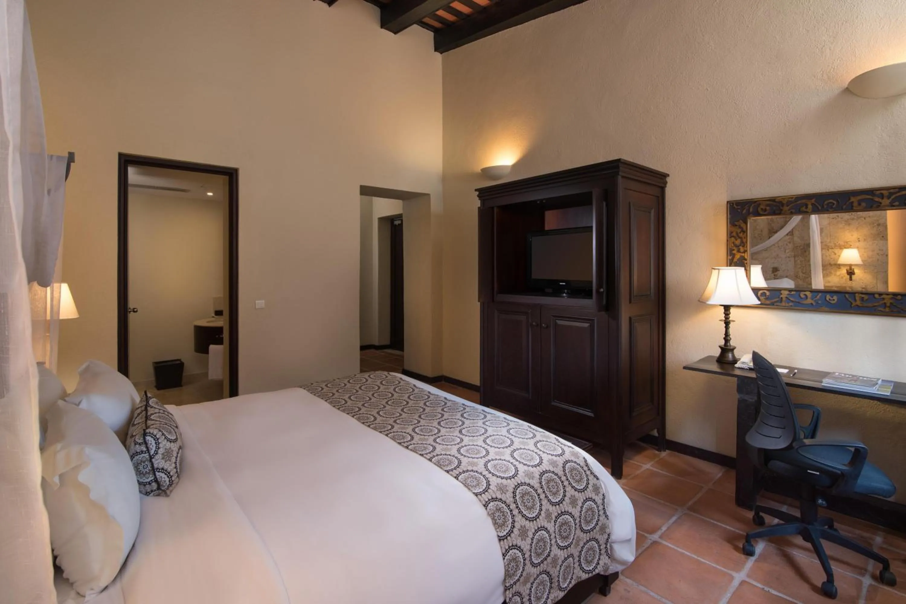 Photo of the whole room, Bed in Hodelpa Nicolás de Ovando