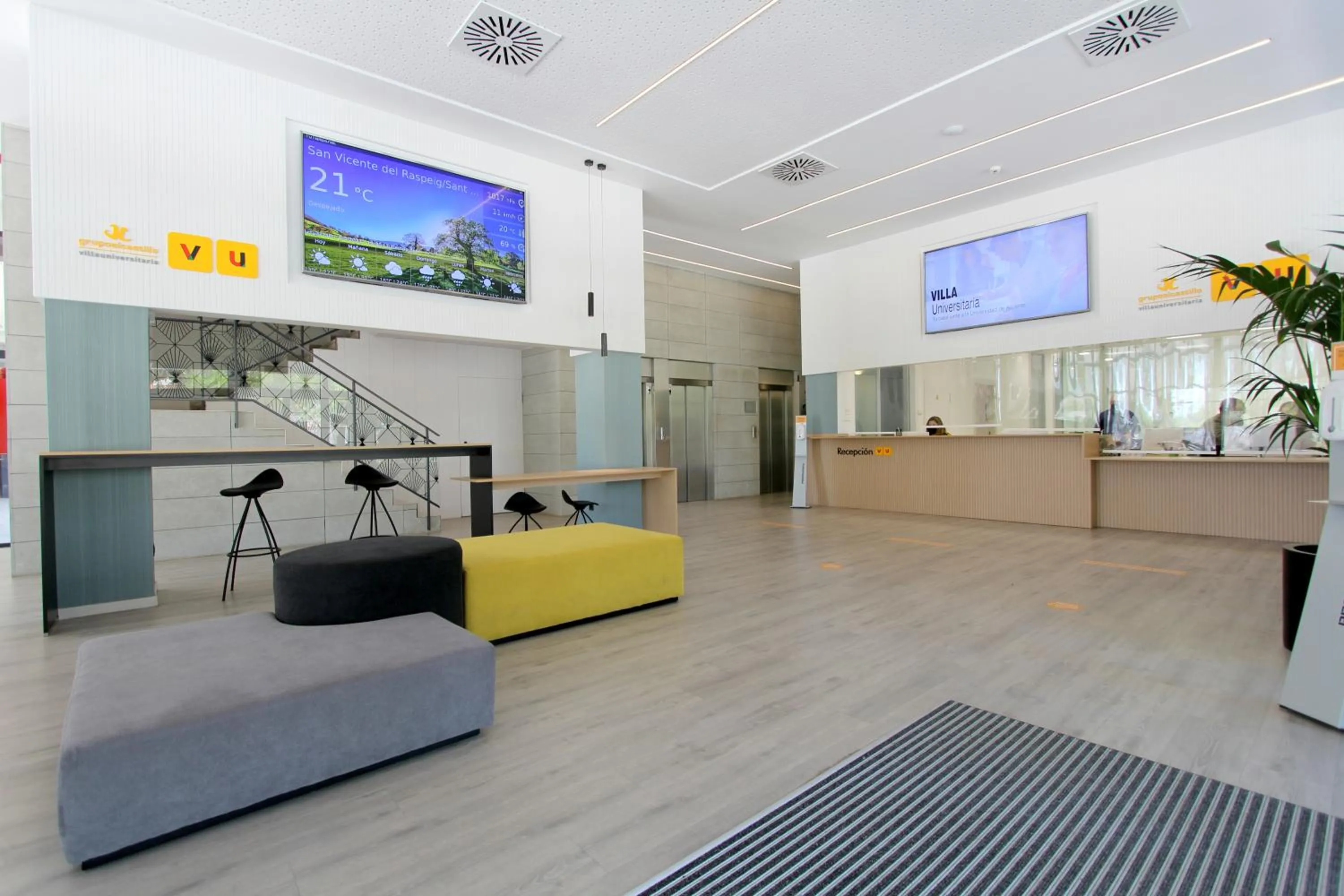 Lobby or reception in Villa Alojamiento y Congresos - Villa Universitaria