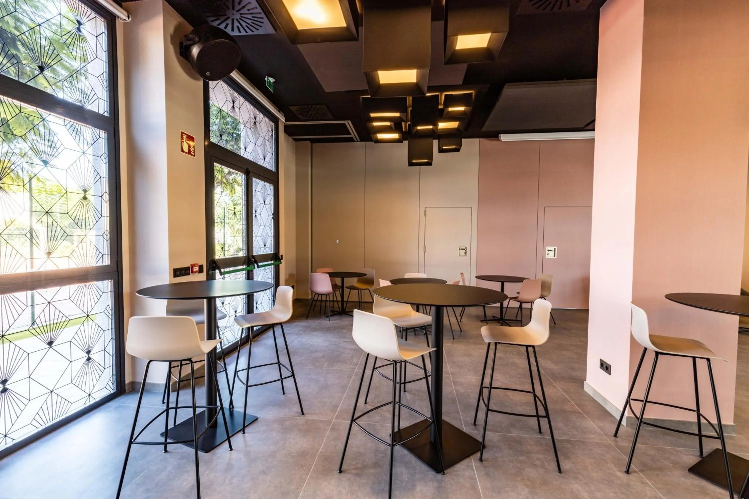 Meeting/conference room in Villa Alojamiento y Congresos - Villa Universitaria