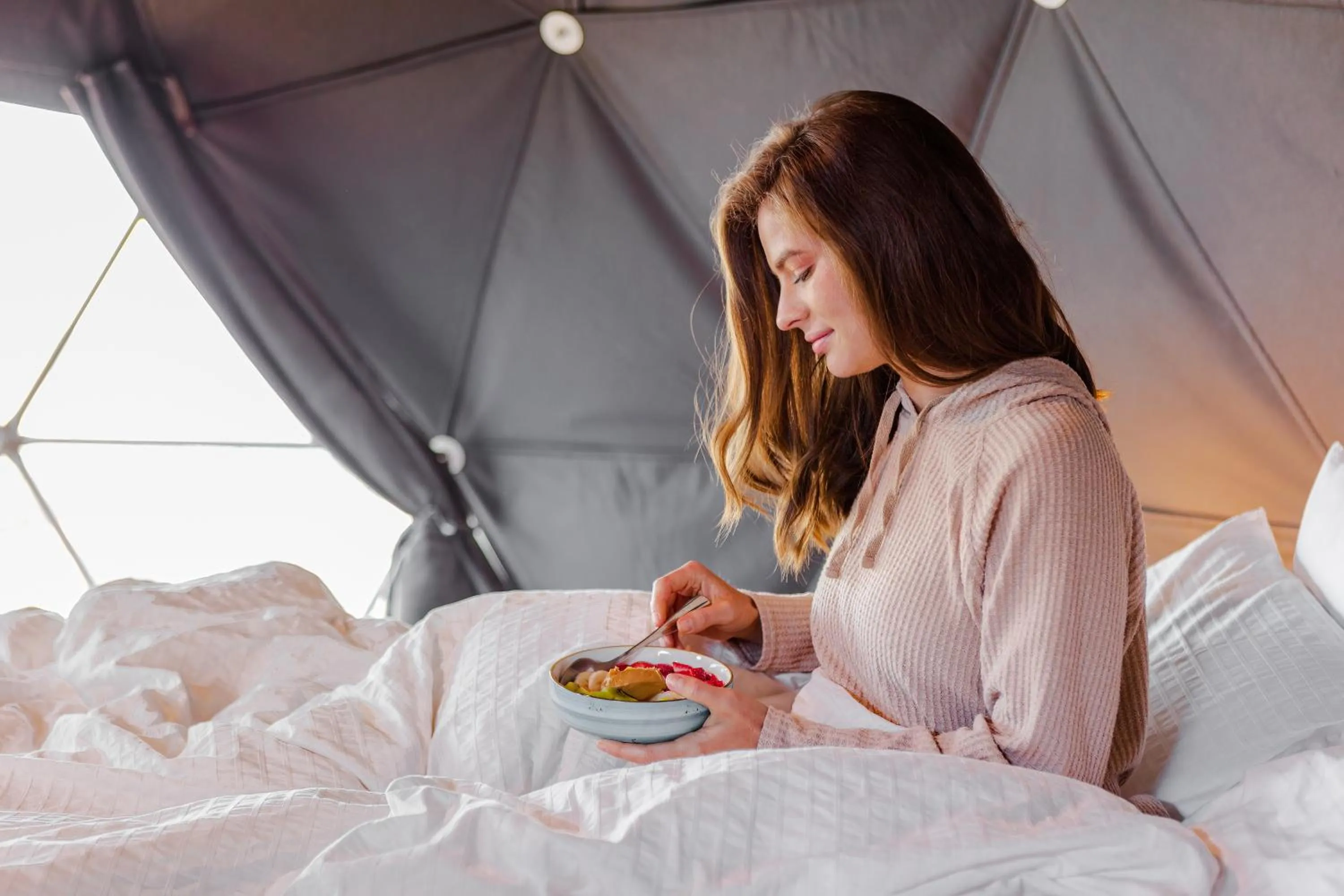 Bed in Chira Glamping Resort Monteverde