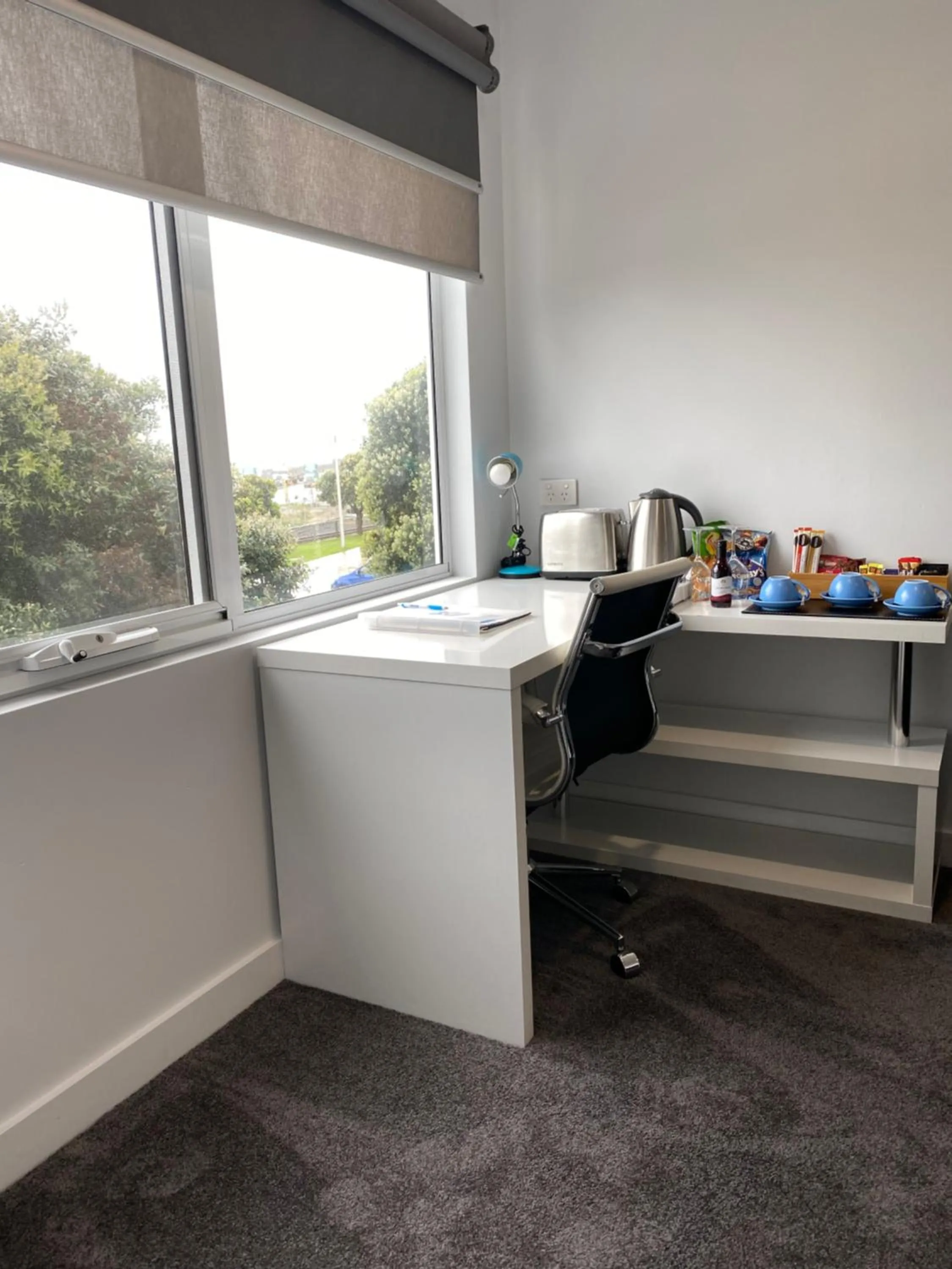 hair dresser in Beach Hotel