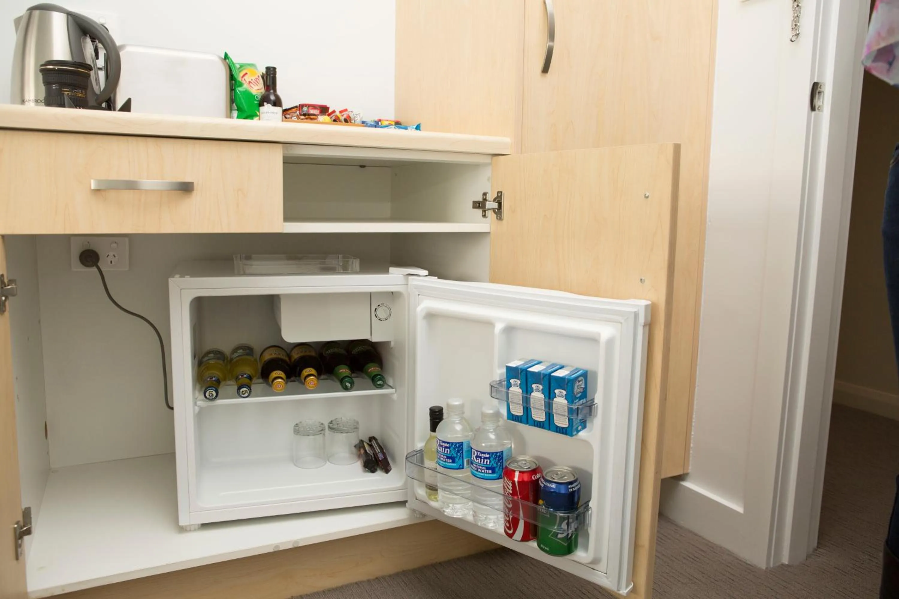 Food and drinks in Beach Hotel