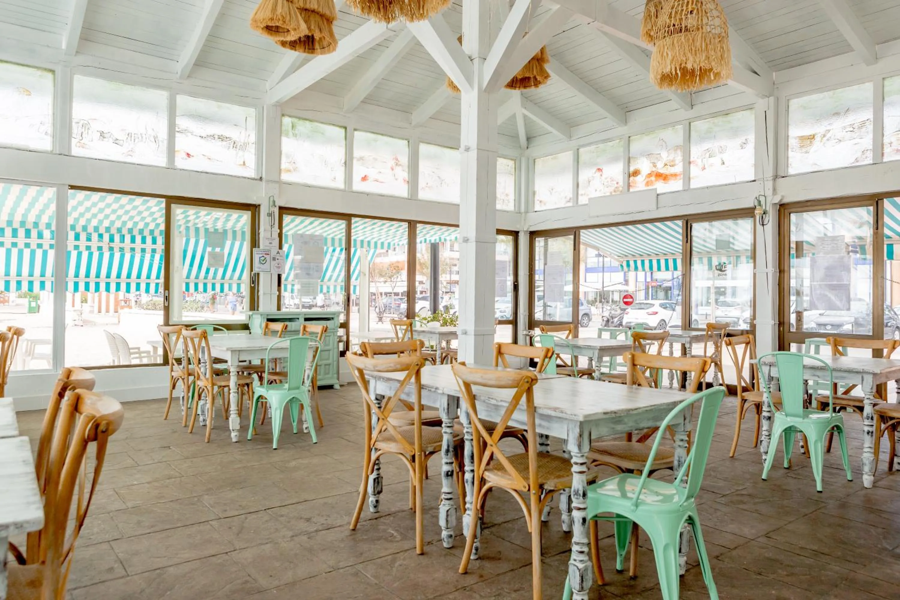 Restaurant/places to eat in Hotel Yaramar - Adults Recommended