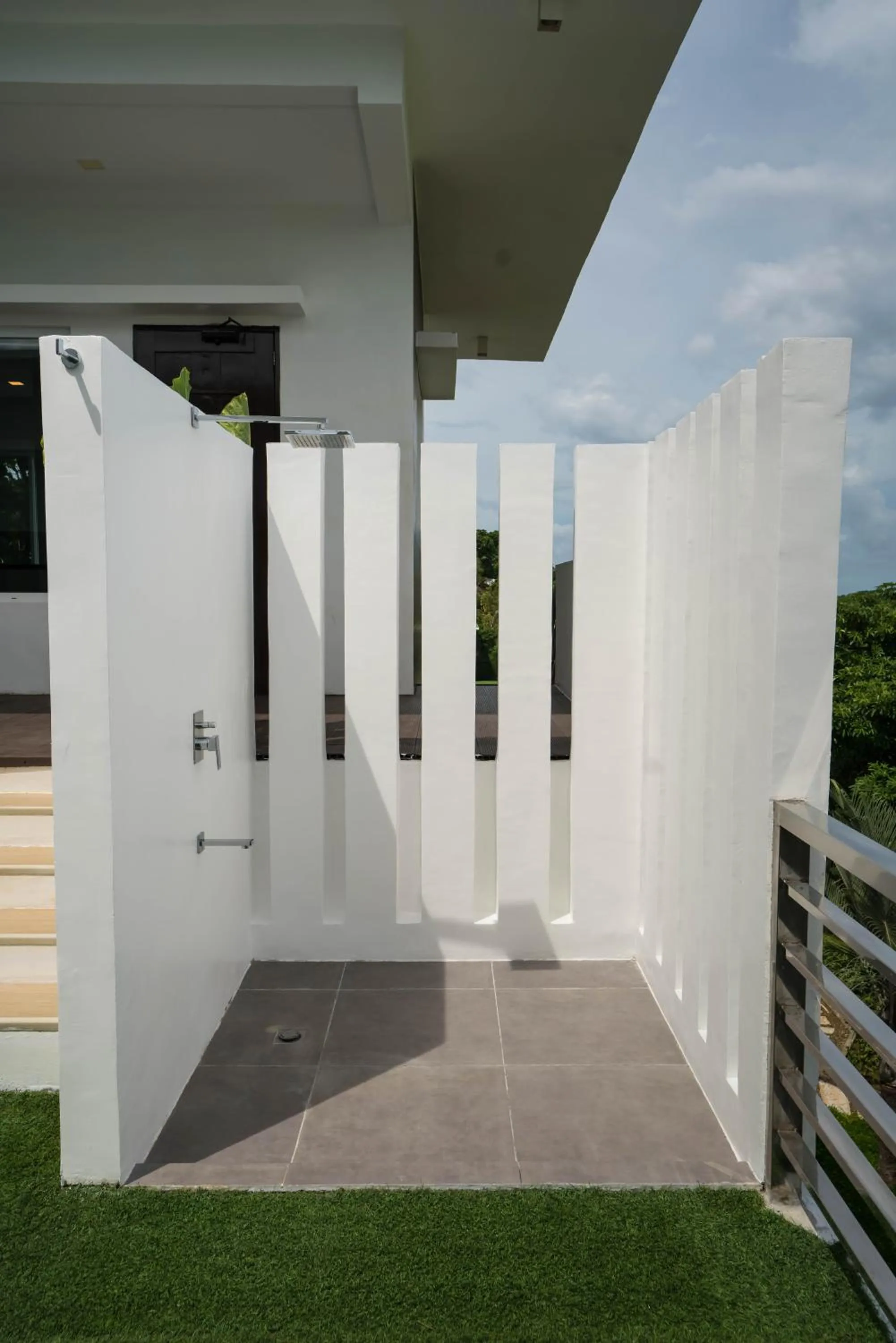 Shower in One Hagdan Villas