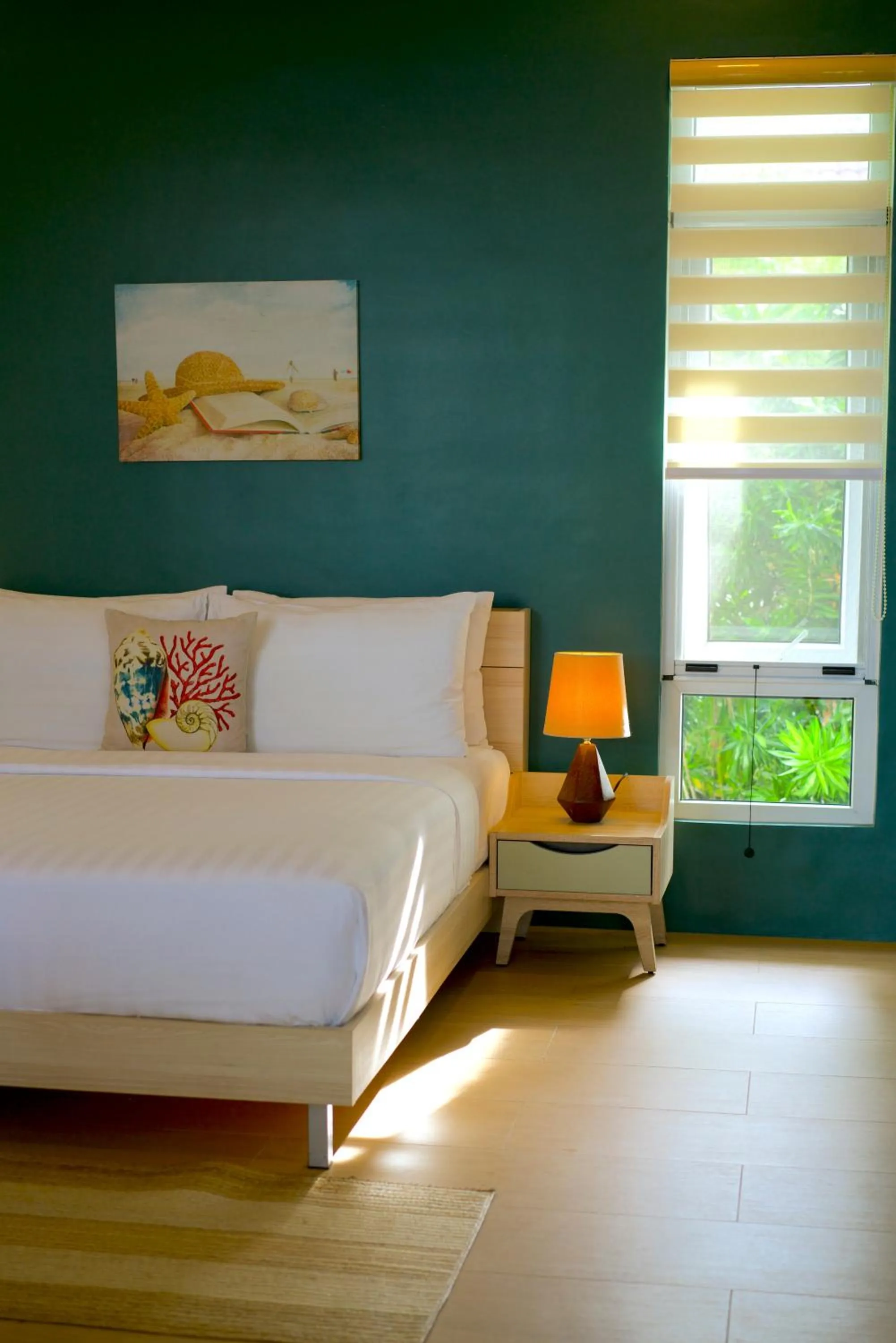 Bedroom, Bed in One Hagdan Villas
