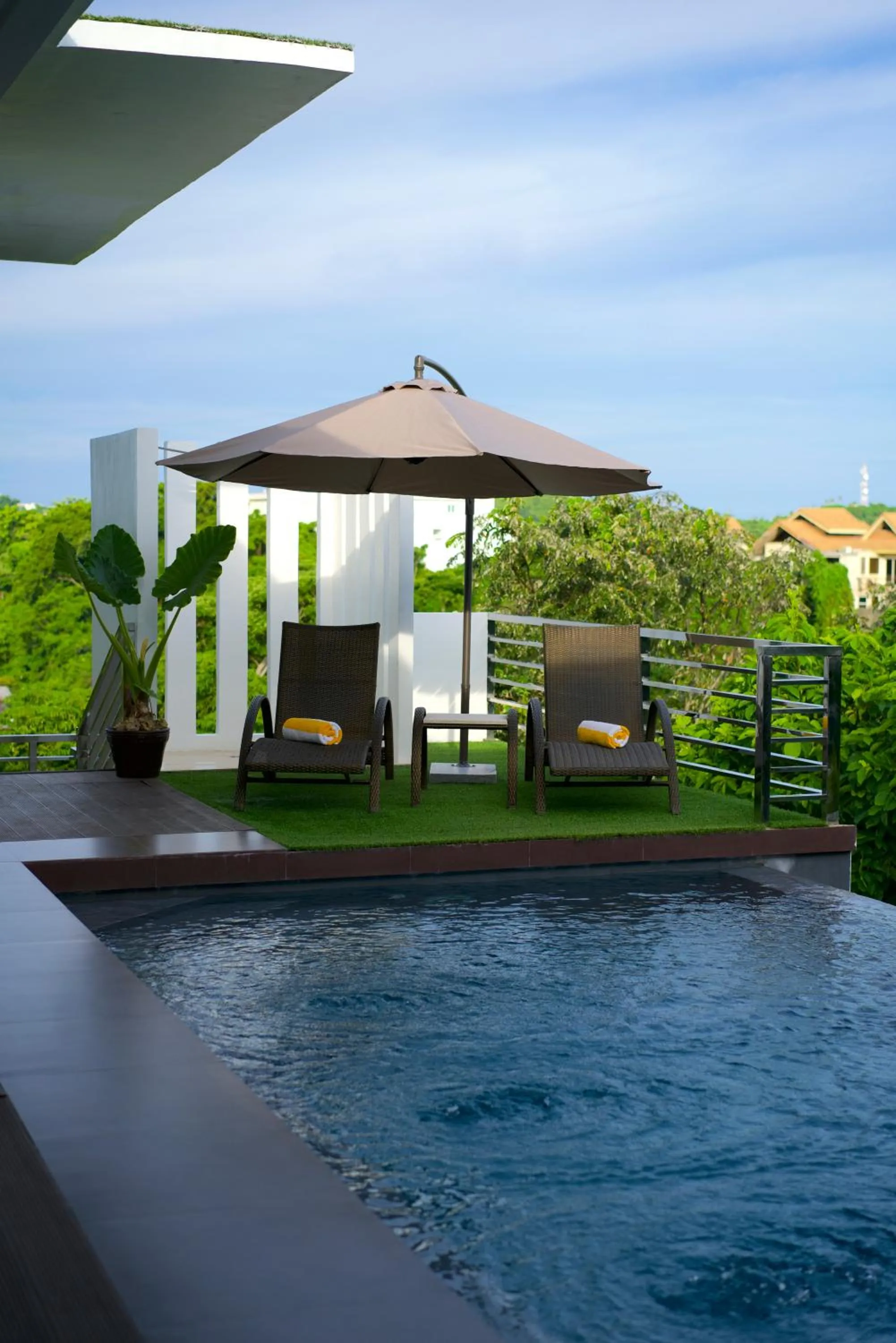 Swimming pool in One Hagdan Villas