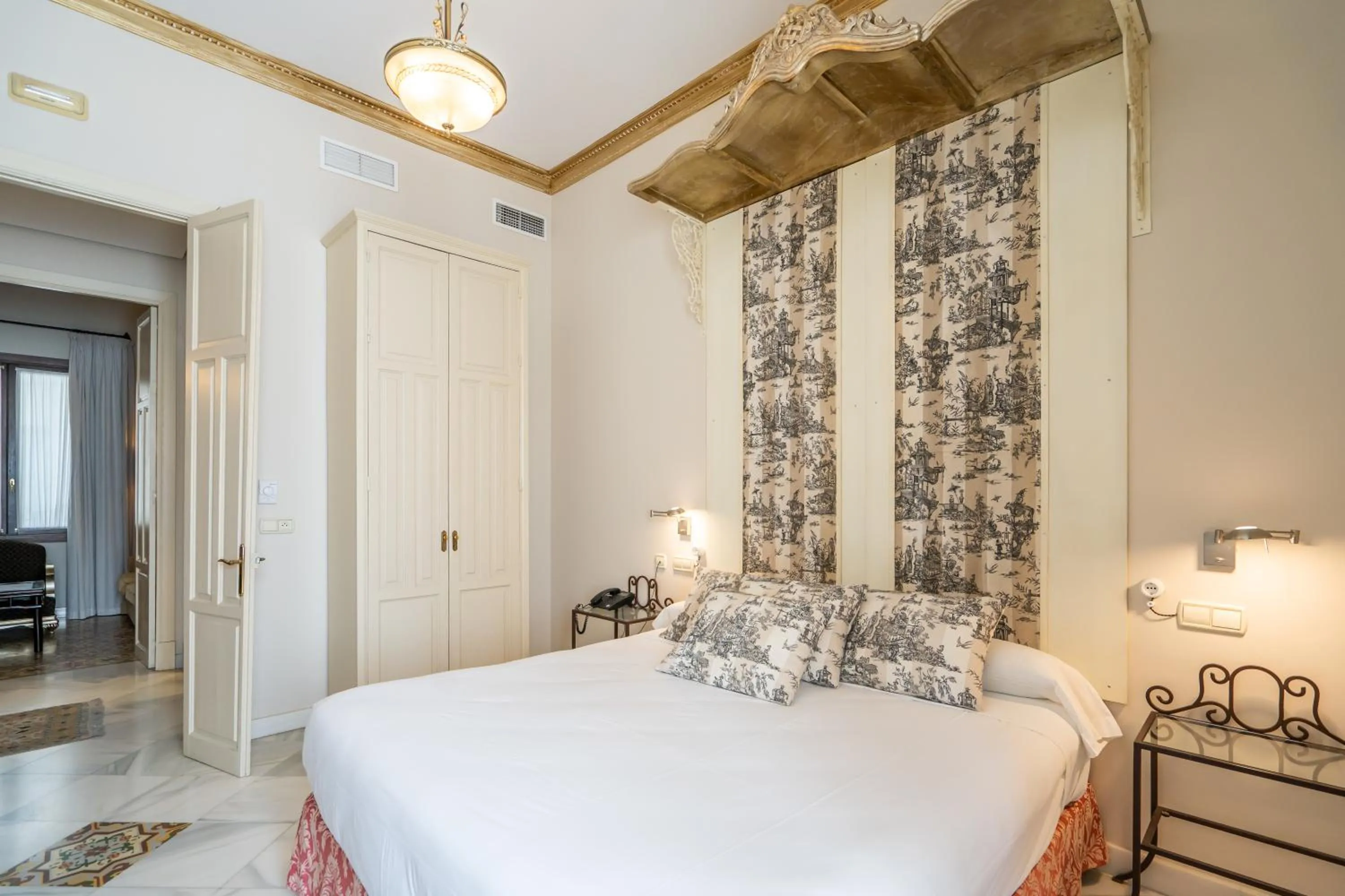 Bedroom, Bed in Hotel YIT Casa Grande