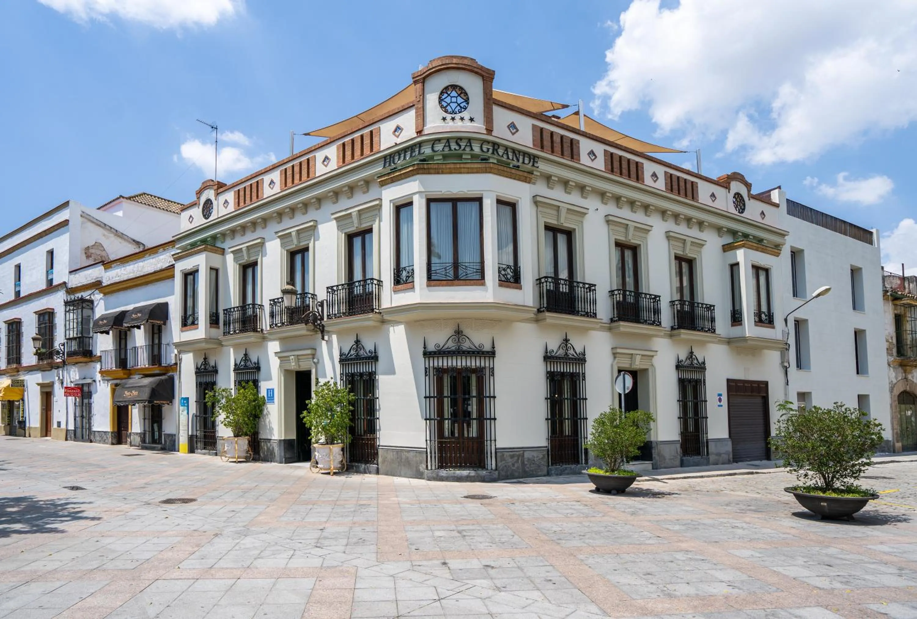 Property building in Hotel YIT Casa Grande