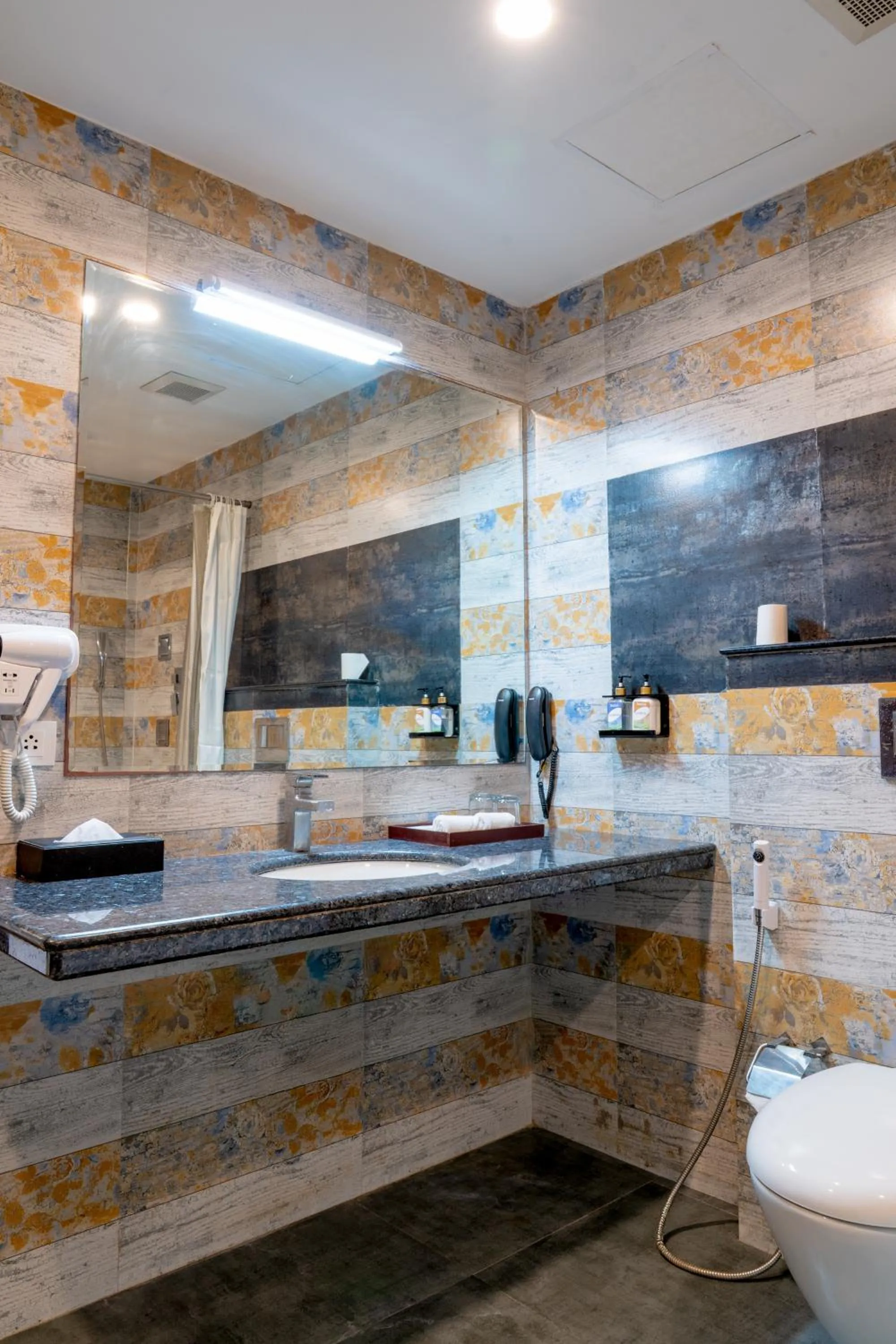 Bathroom in Spectrum Resort, Spa & Residences