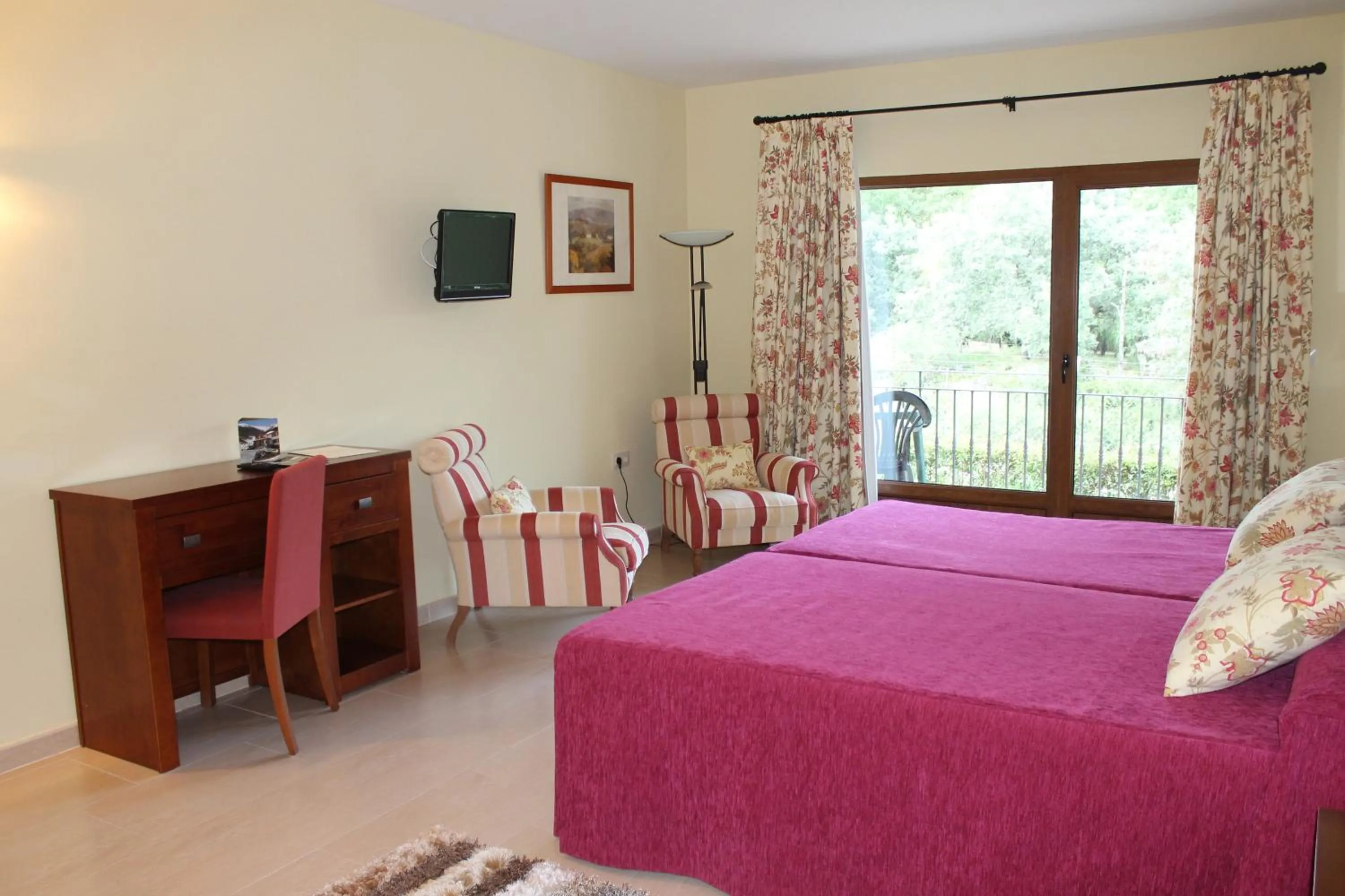 Day, Bed in Mirador de La Portilla