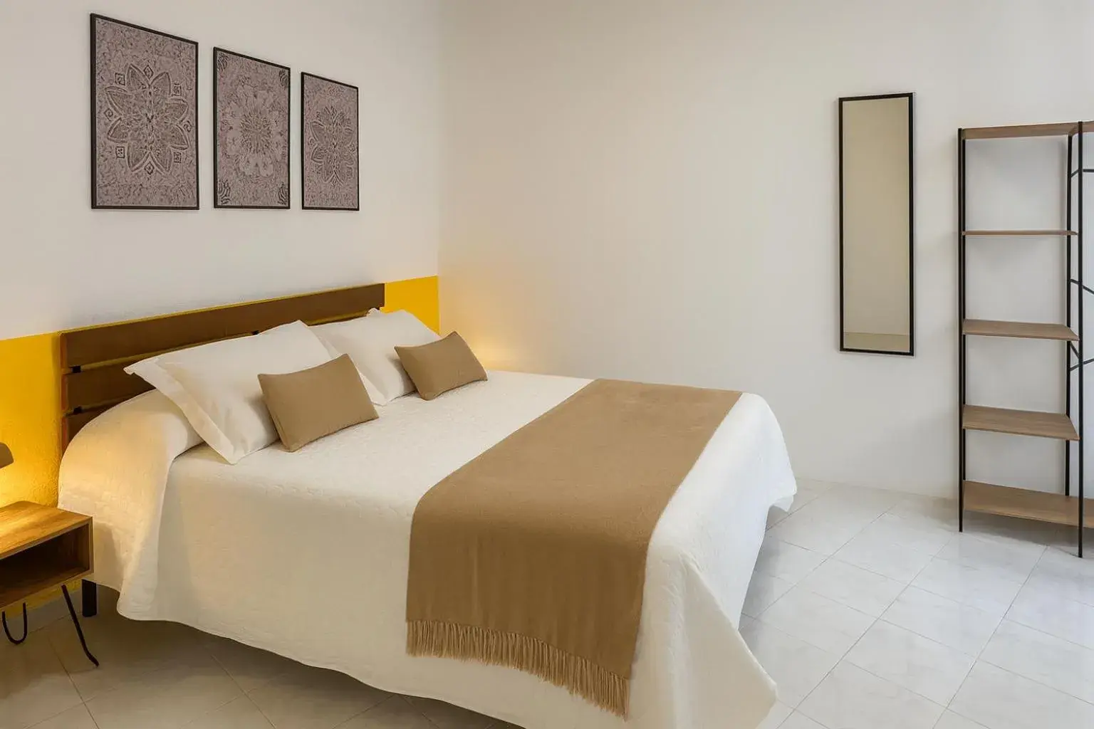 Double Room with Shared Bathroom in Casa Antares Double Room with Shared Bathroom in Casa Antares