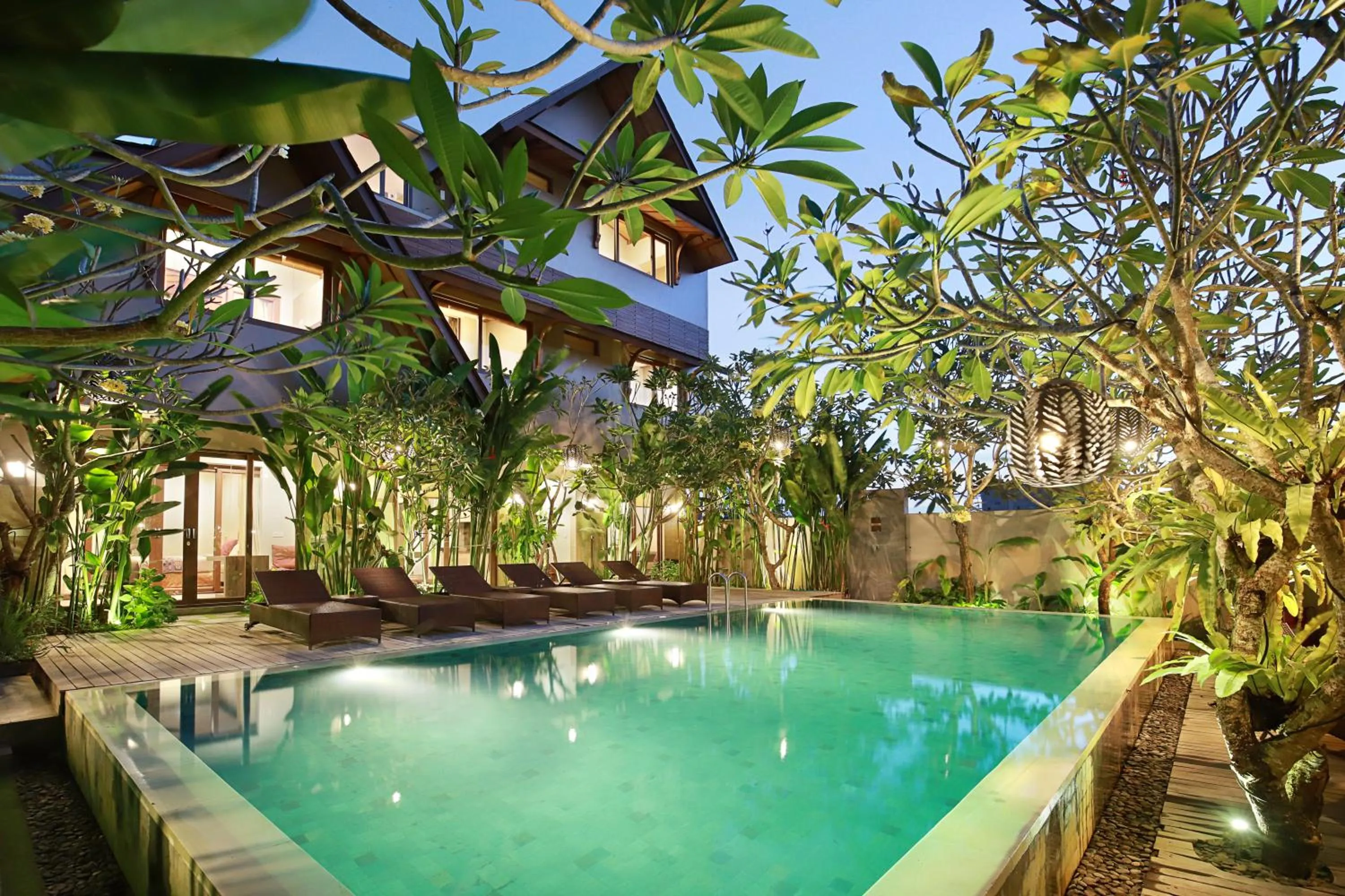 Swimming pool in Puri Sabina Bed & Breakfast