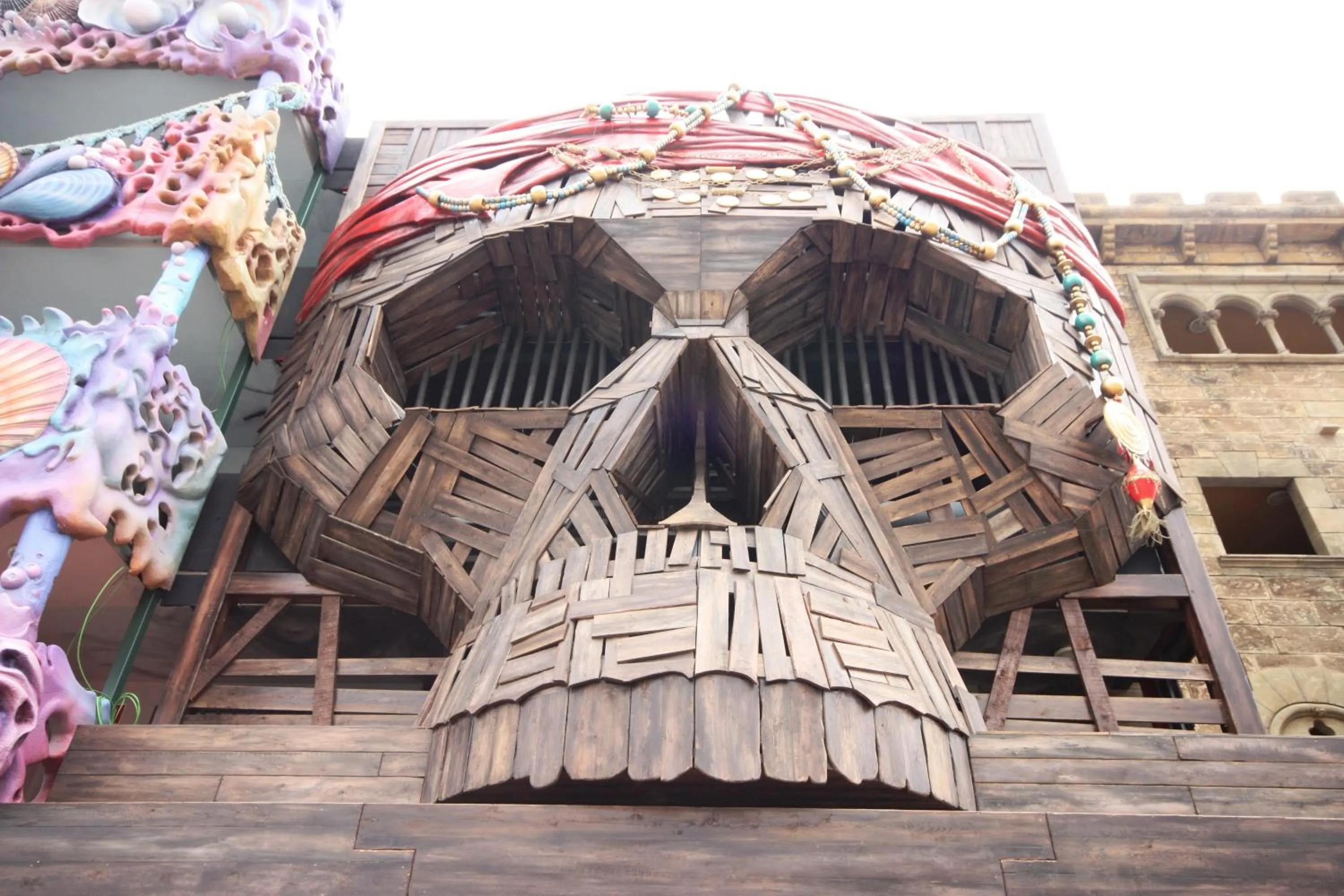 Facade/entrance in Pirates Village