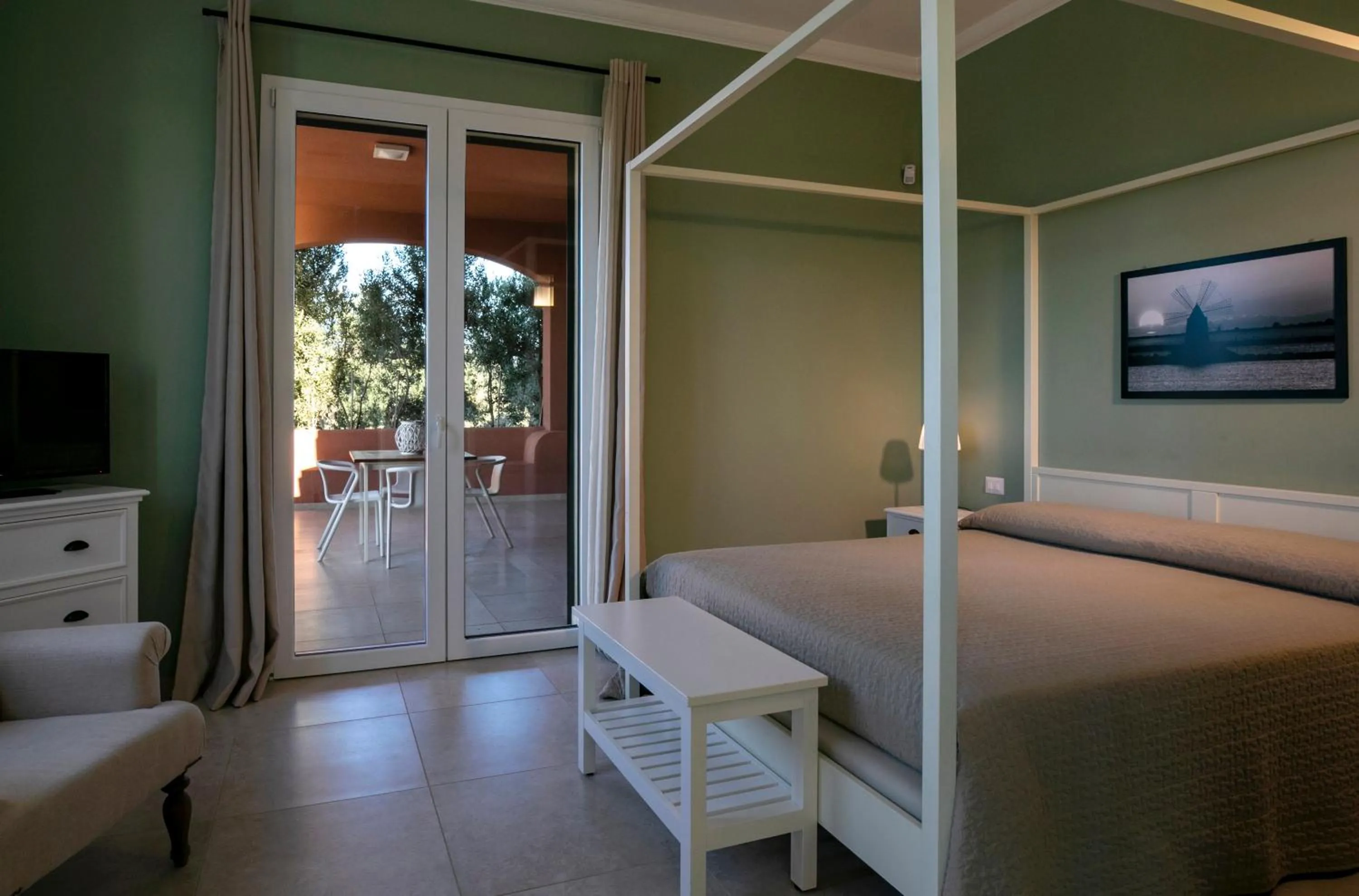 Photo of the whole room, Bed in Corte Olea Resort