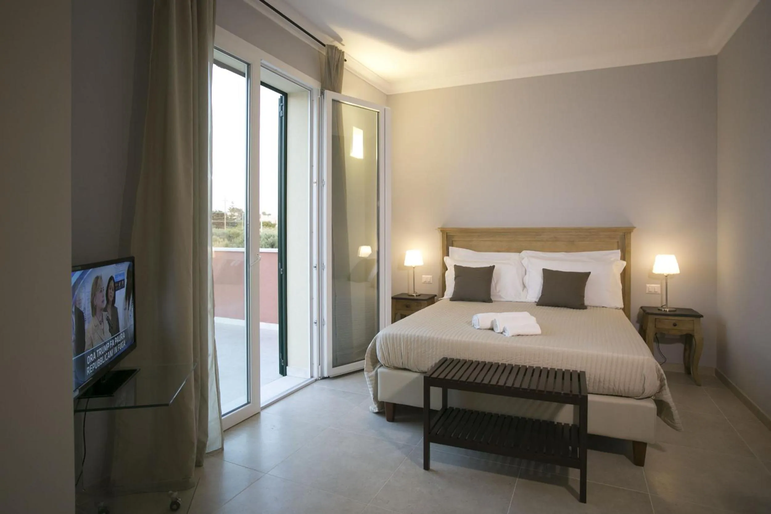 Photo of the whole room, Bed in Corte Olea Resort