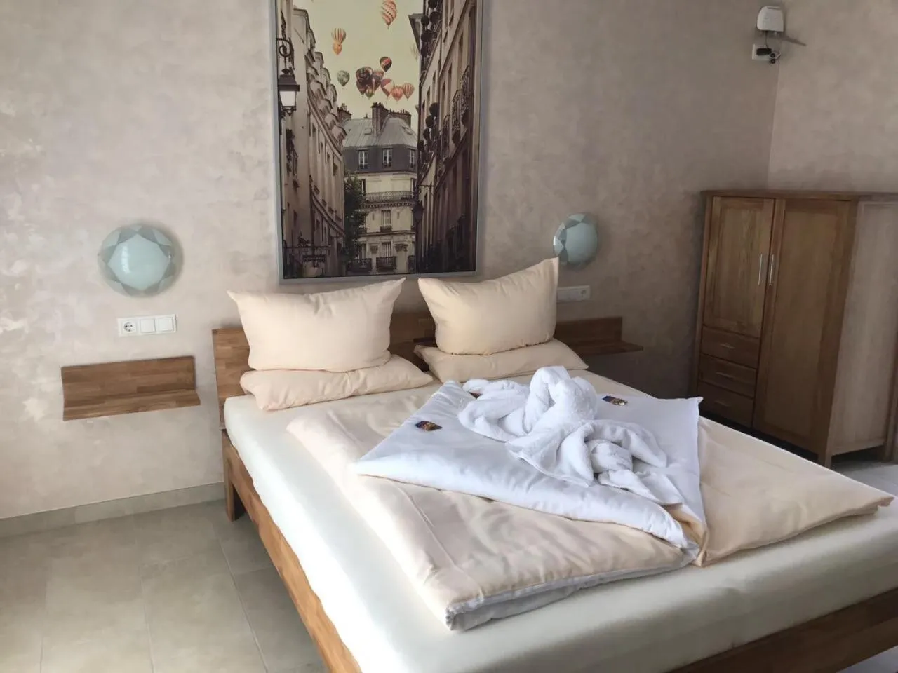 Photo of the whole room, Bed in Hilda Apartments Rust