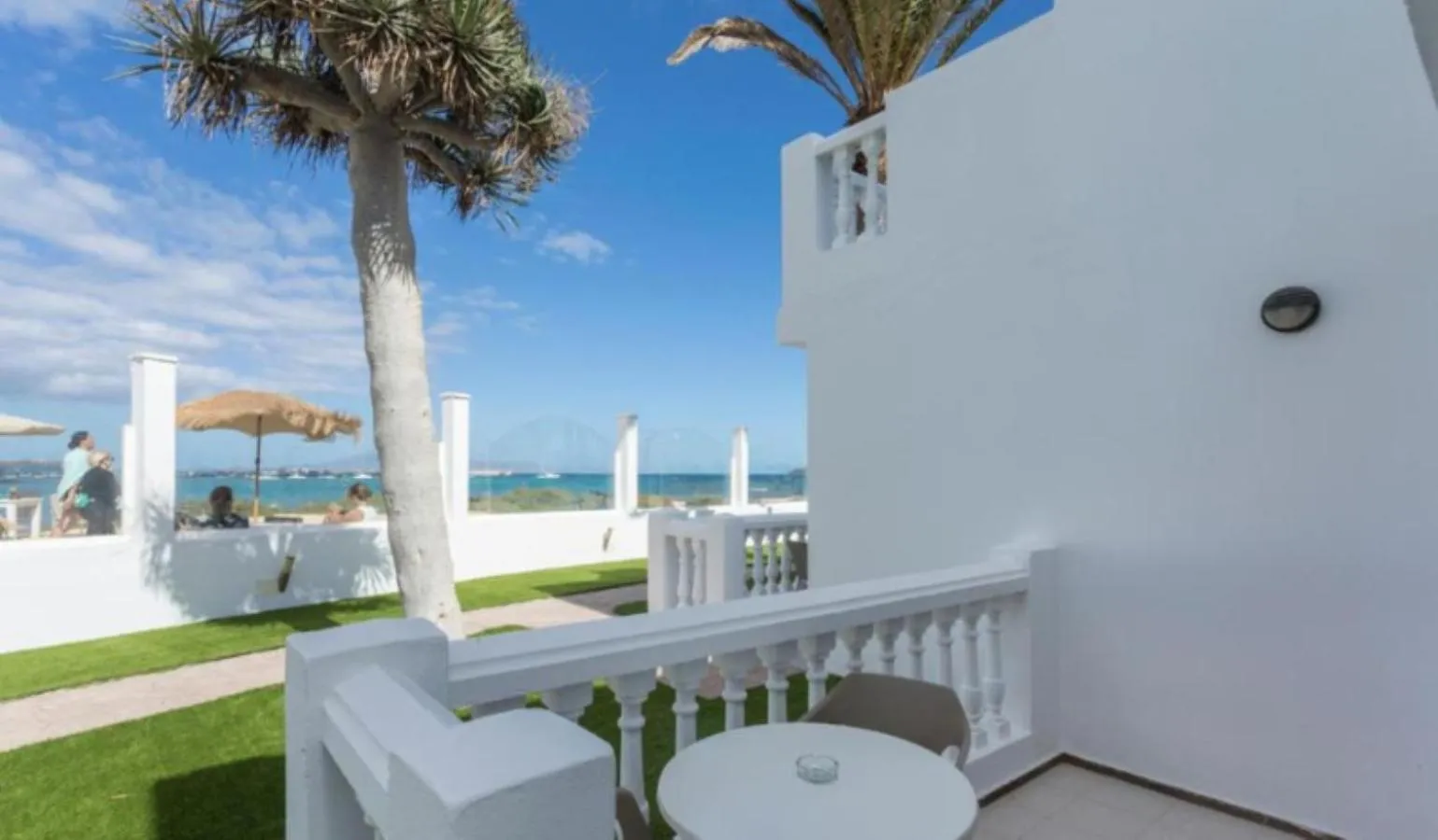 Apartamentos LIVVO Galera Beach