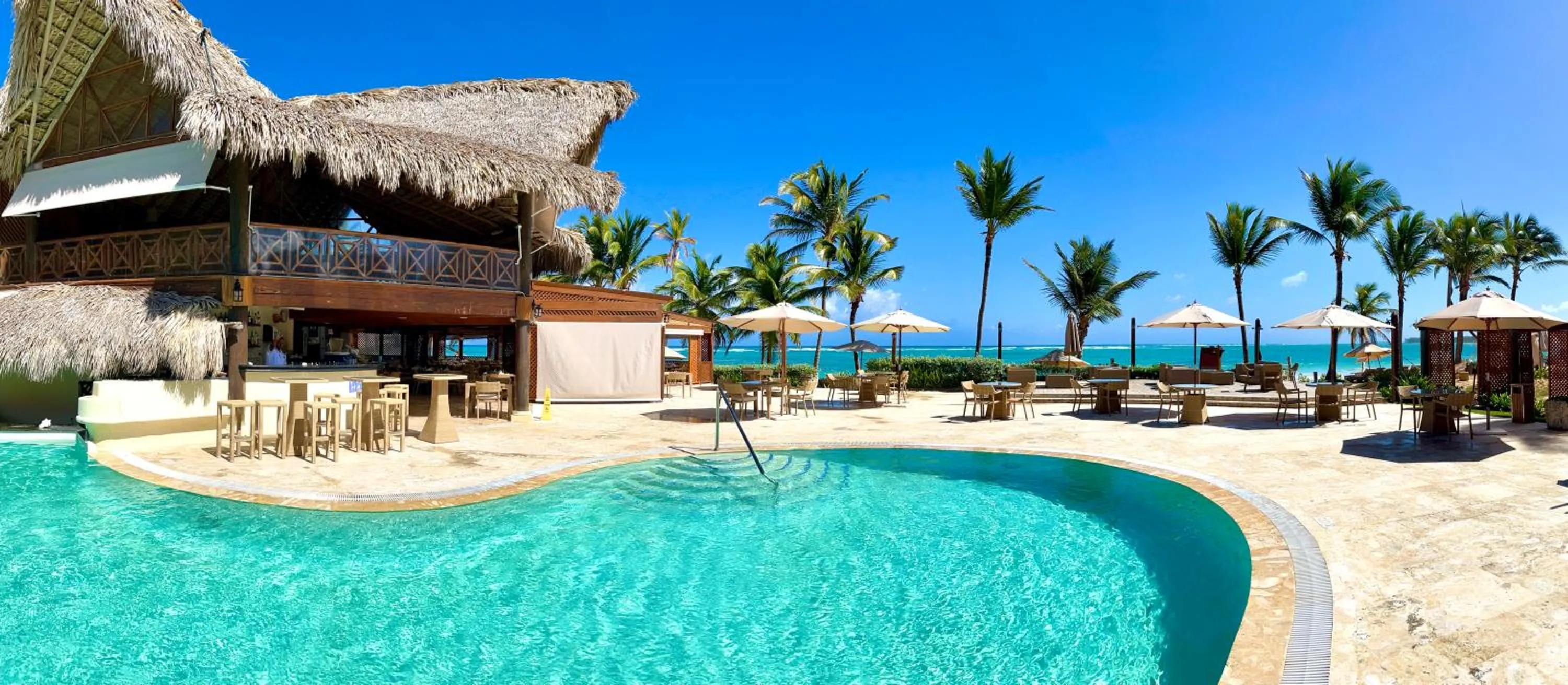 Swimming pool in VIK Hotel Cayena Beach All Inclusive