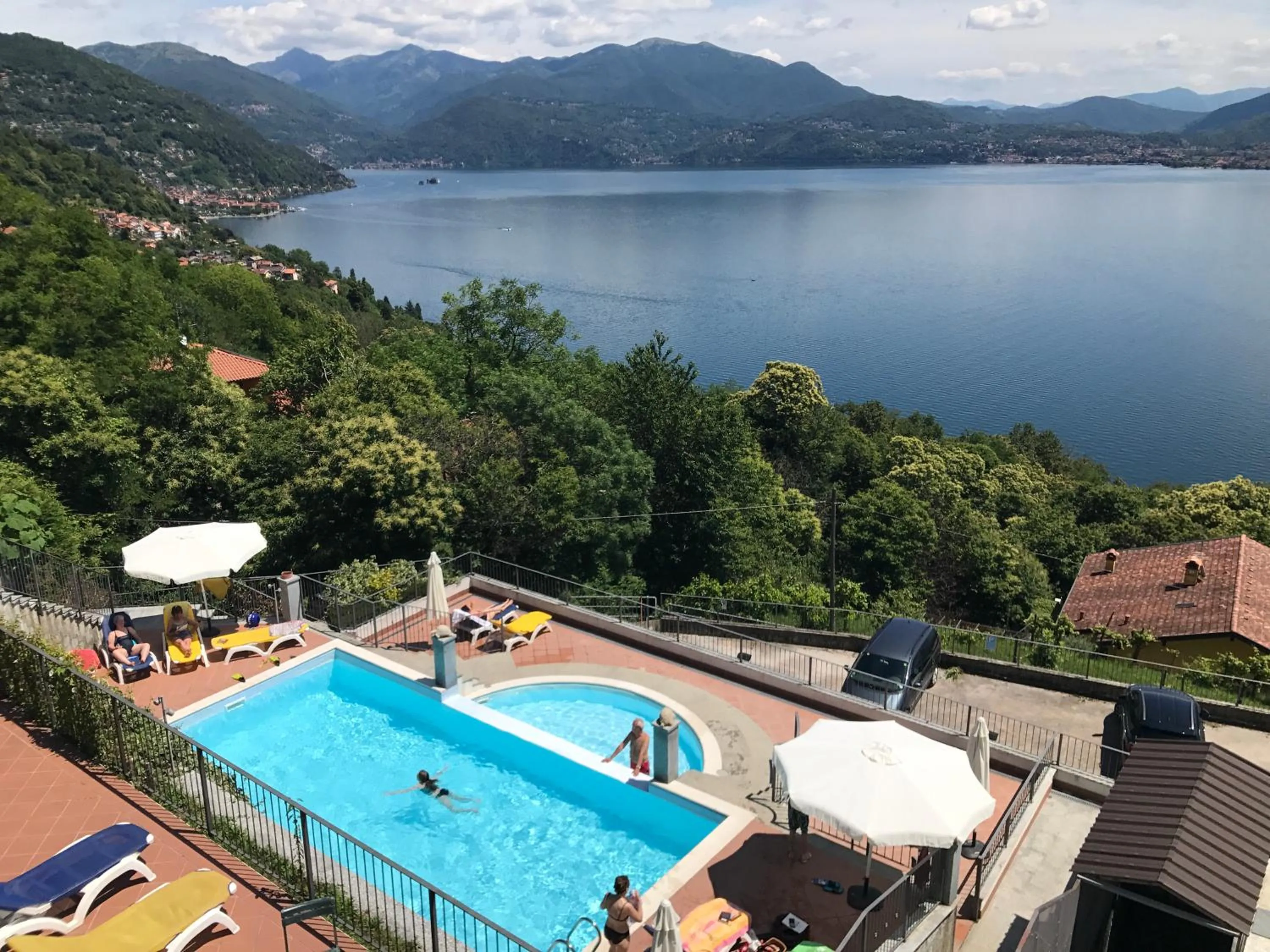 Lake view in Residence Il Vigneto