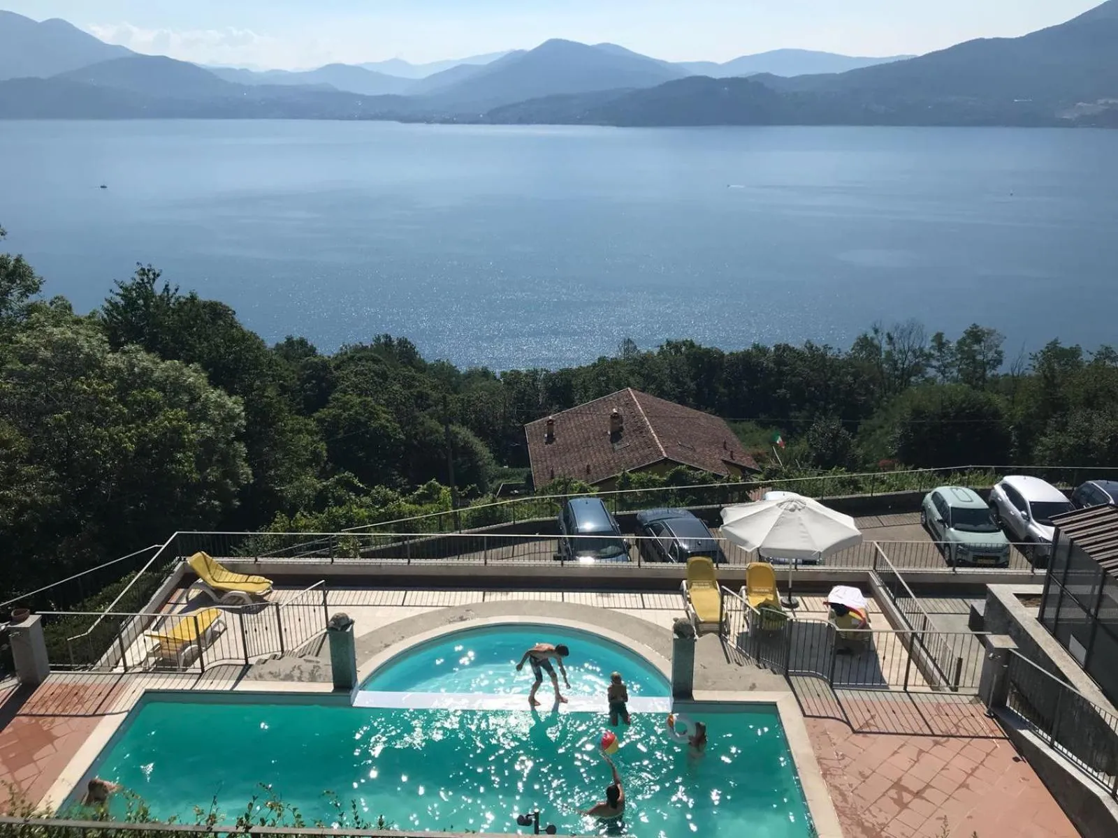 Pool view in Residence Il Vigneto