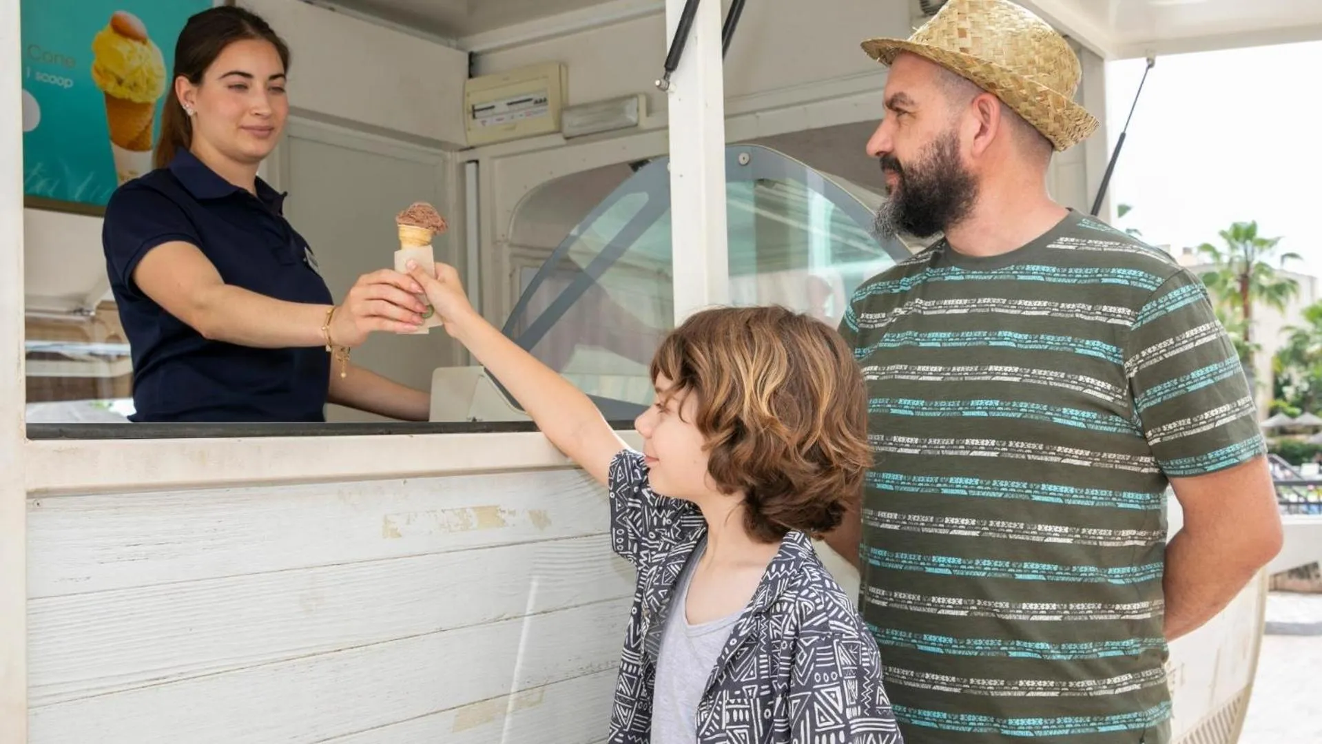 Lounge or bar in Evenia Olympic Palace