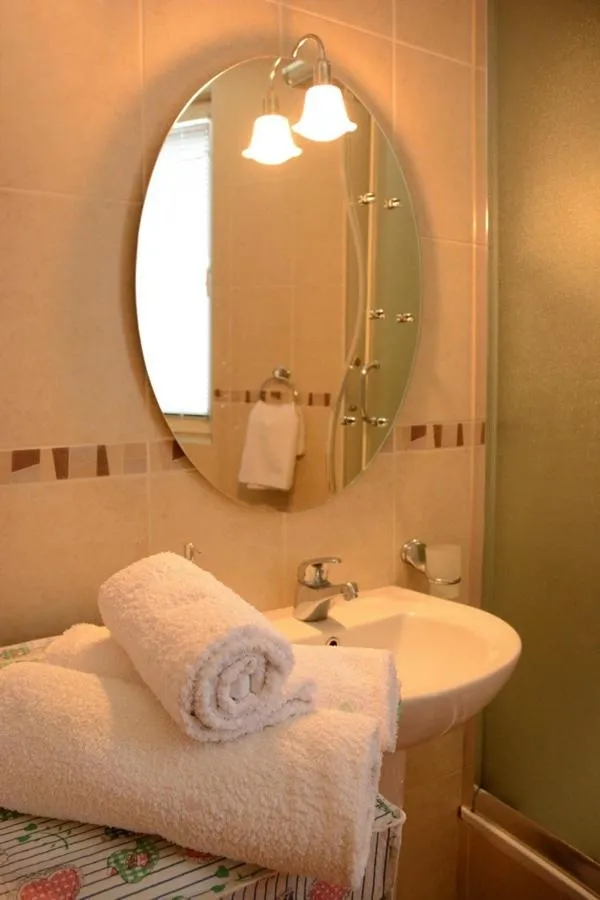 Bathroom in Love Apartment