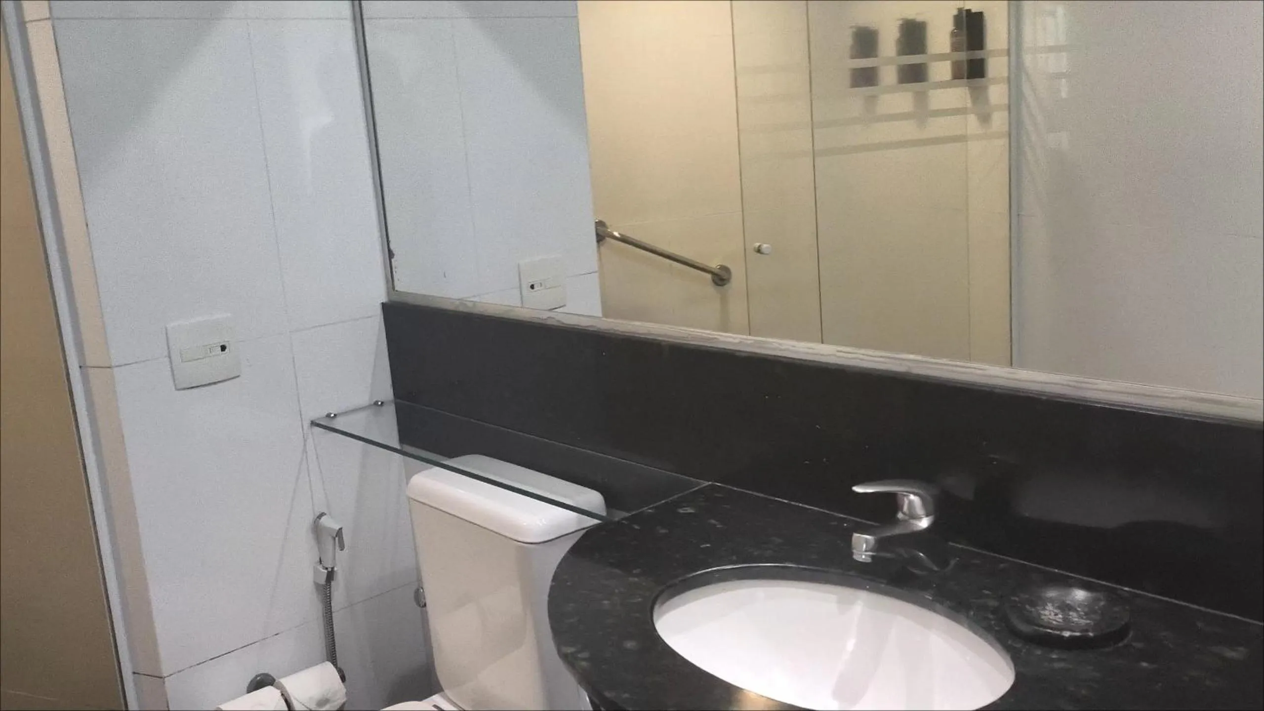 Shower in Wyndham Rio Barra