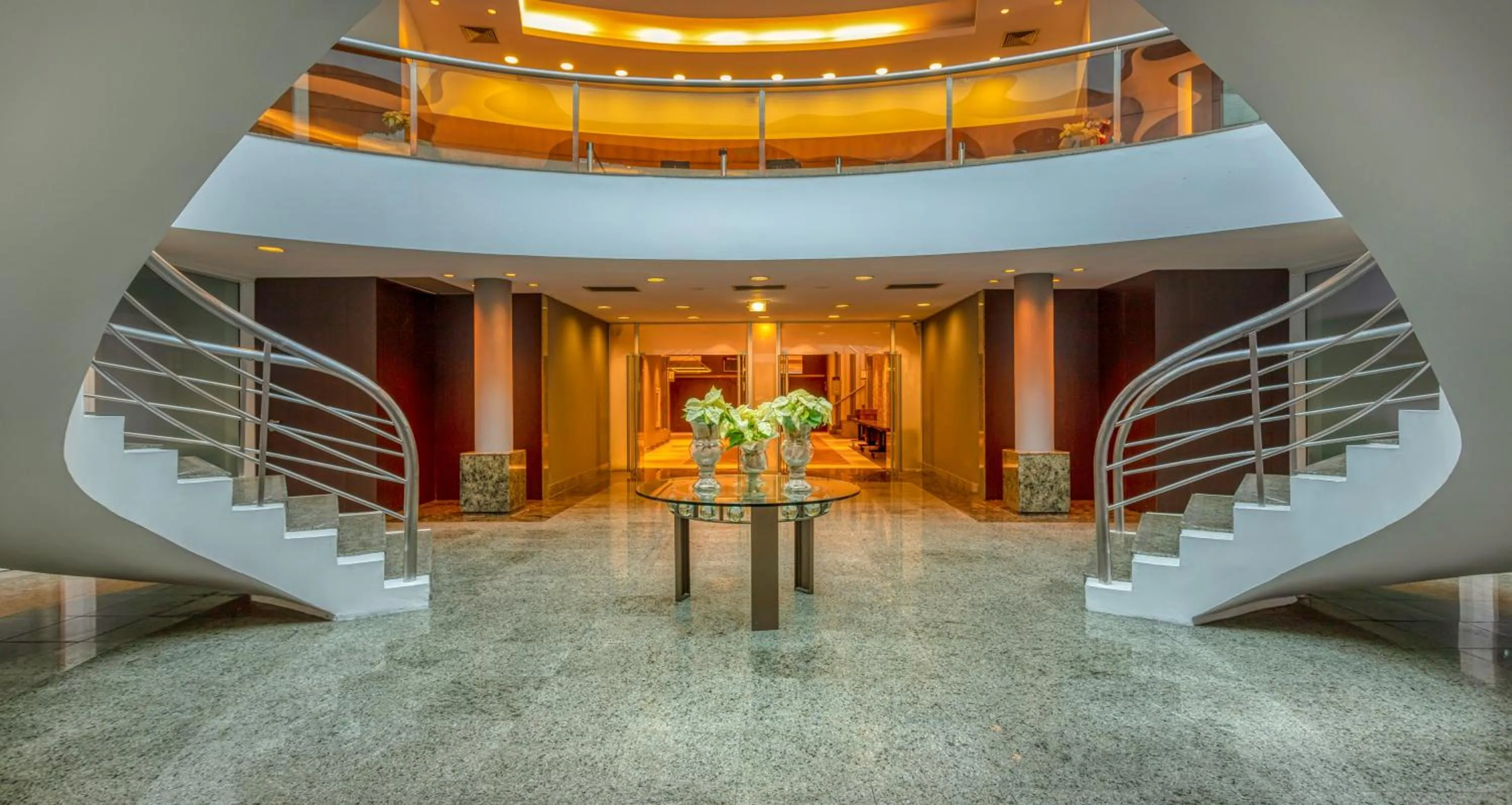 Lobby or reception in Wyndham Rio Barra