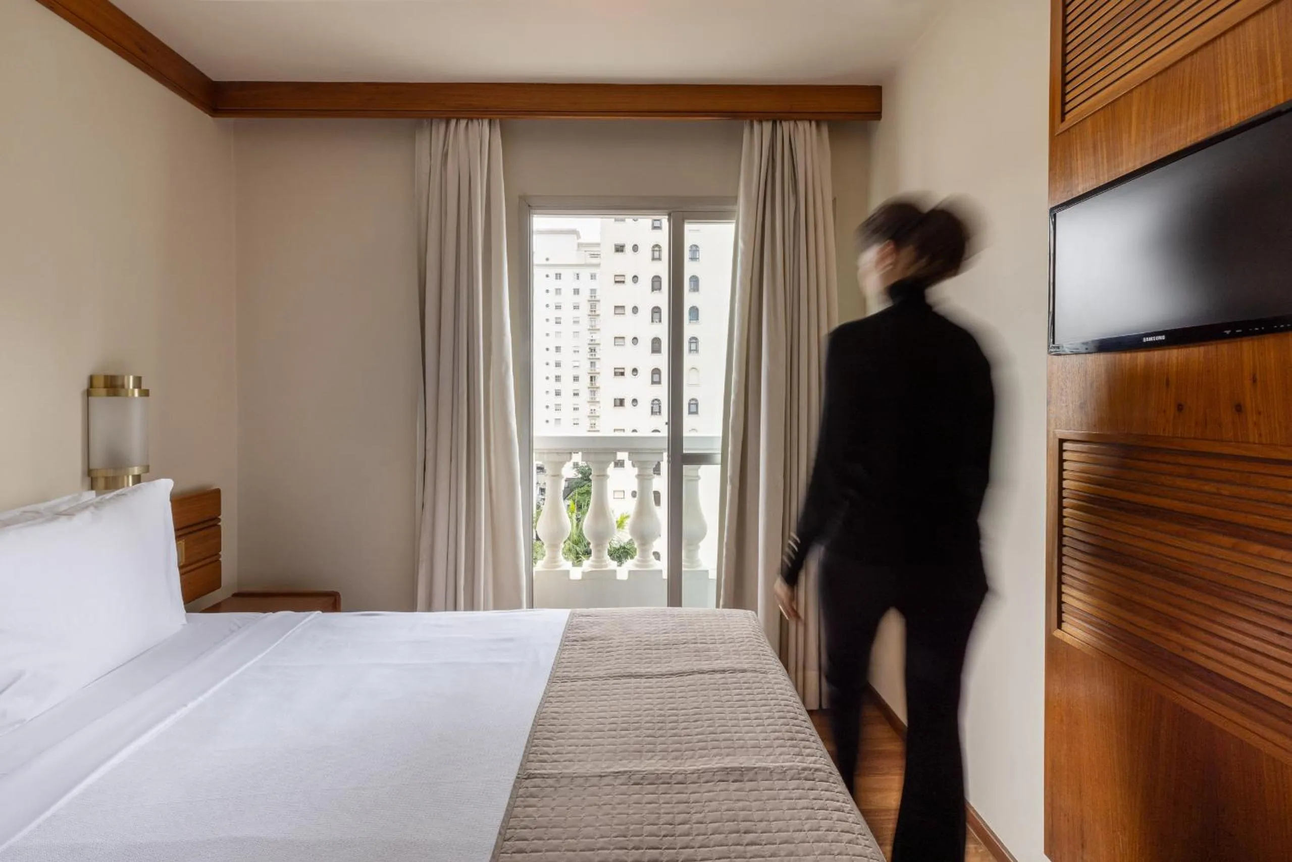 Bedroom, Bed in Regent Park Suite Hotel
