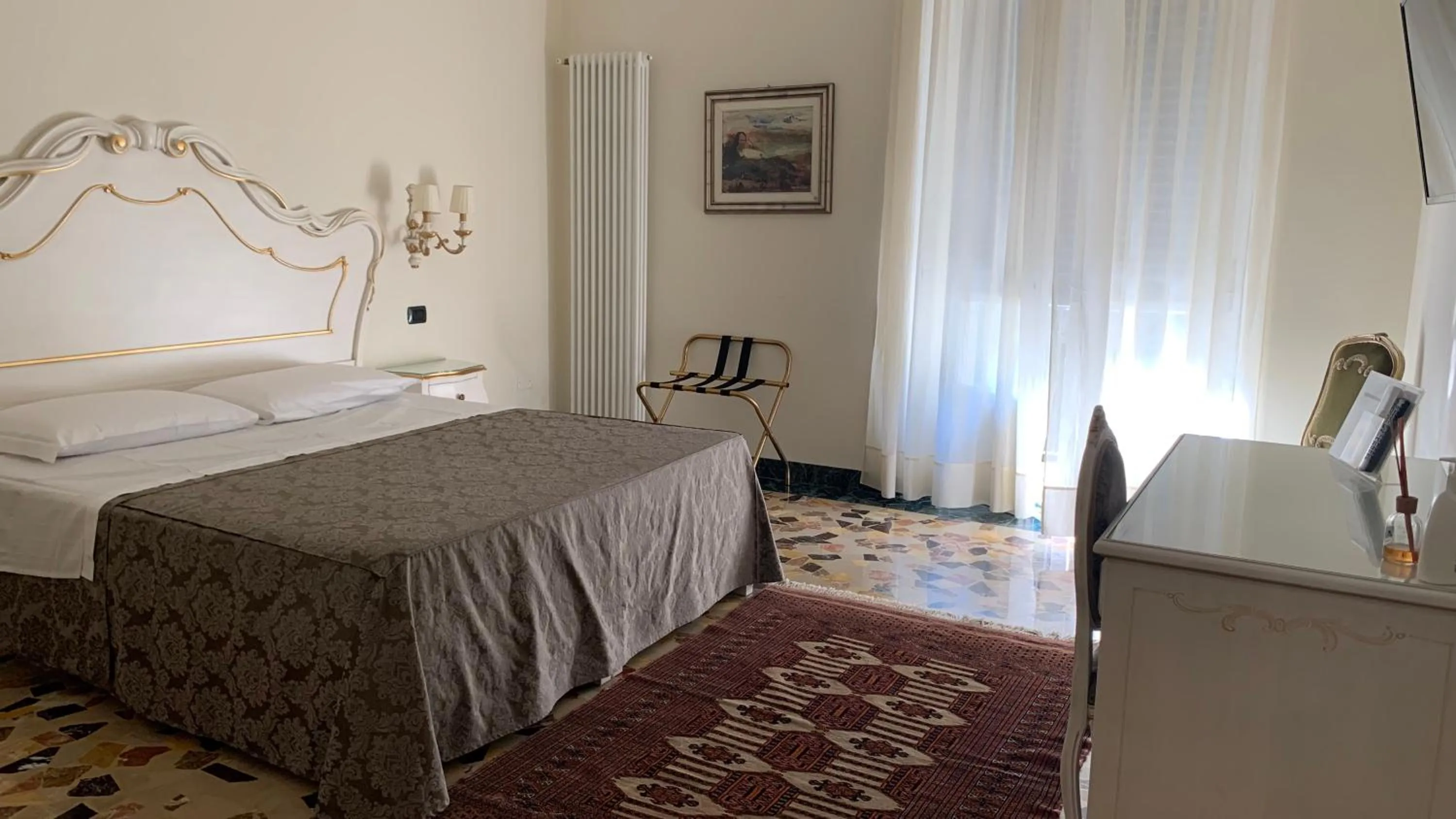Photo of the whole room, Bed in Notti sull'Adige