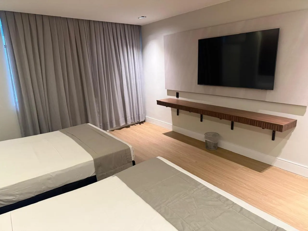 TV and multimedia, Bed in Américas Benidorm Hotel