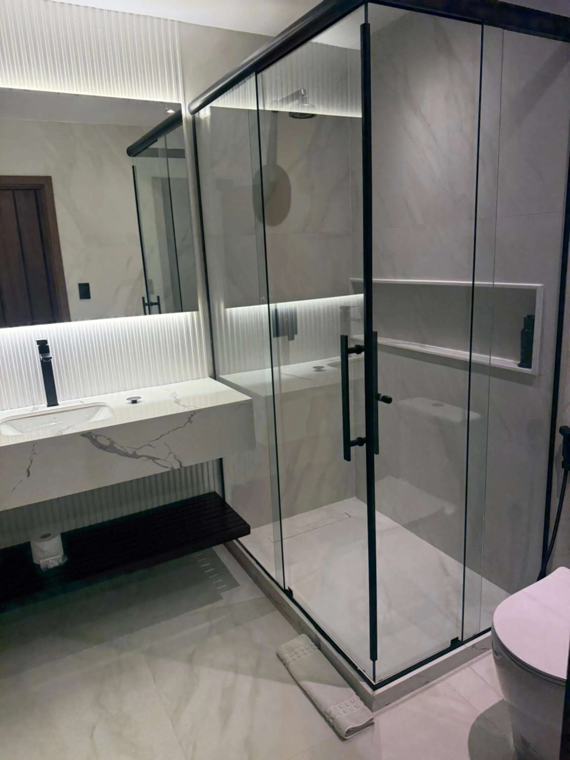 Bathroom in Américas Benidorm Hotel