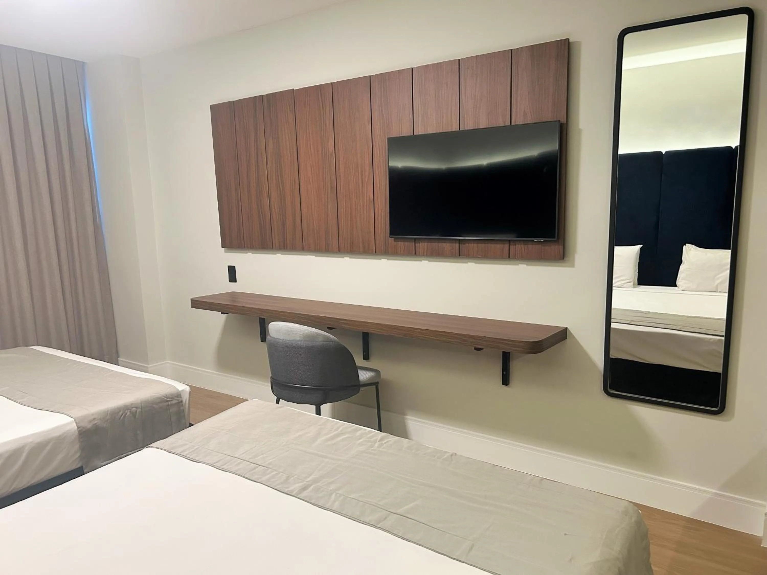 TV and multimedia, Bed in Américas Benidorm Hotel