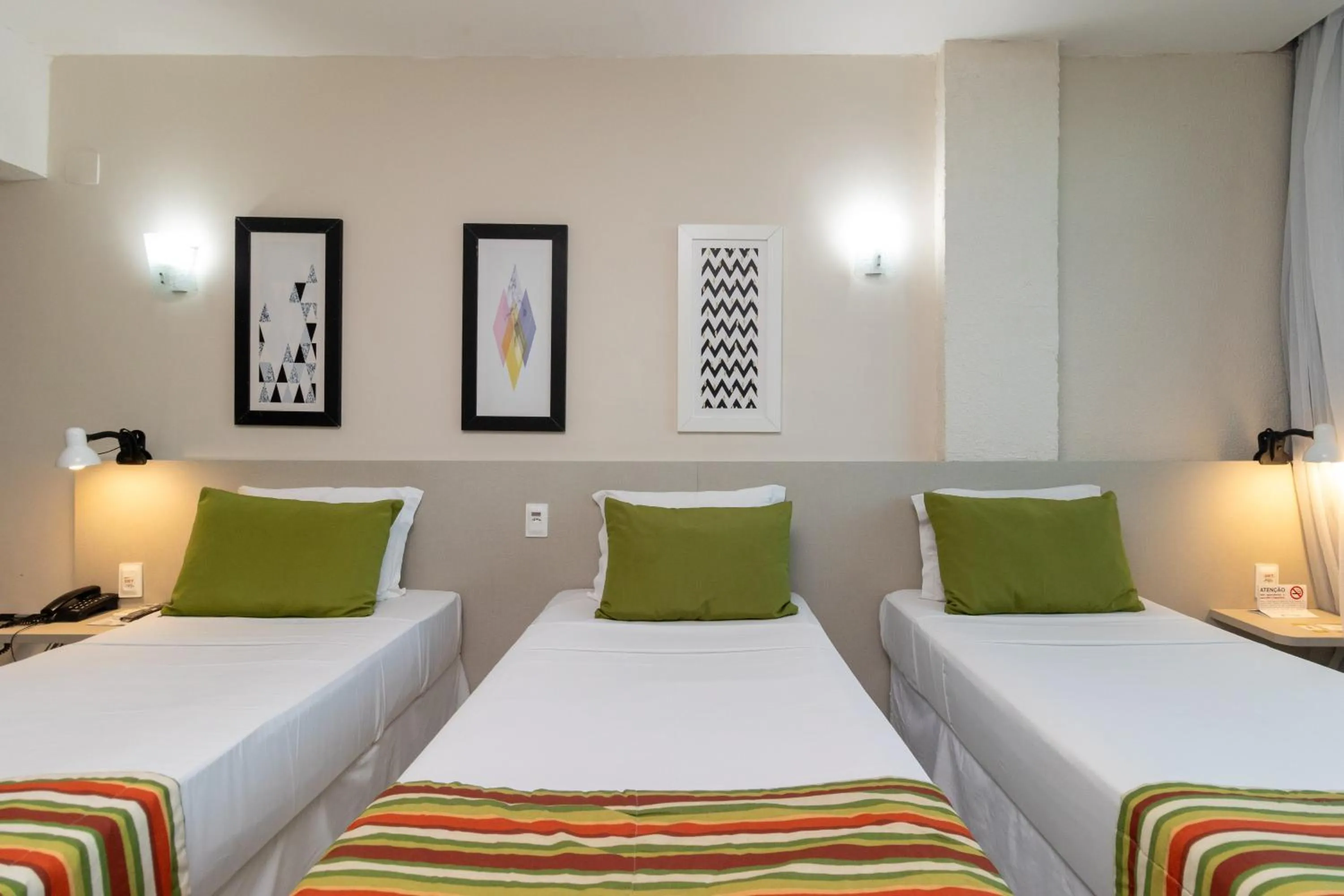 Photo of the whole room, Bed in Hotel Golden Park Recife Boa Viagem By Nacional Inn