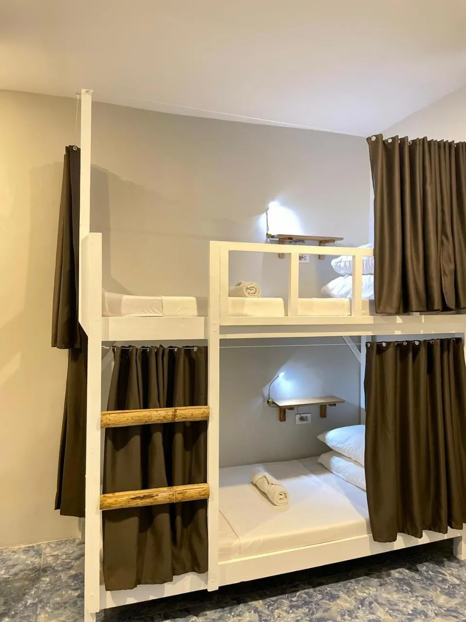 bunk bed, Bed in Chill Out Hostel