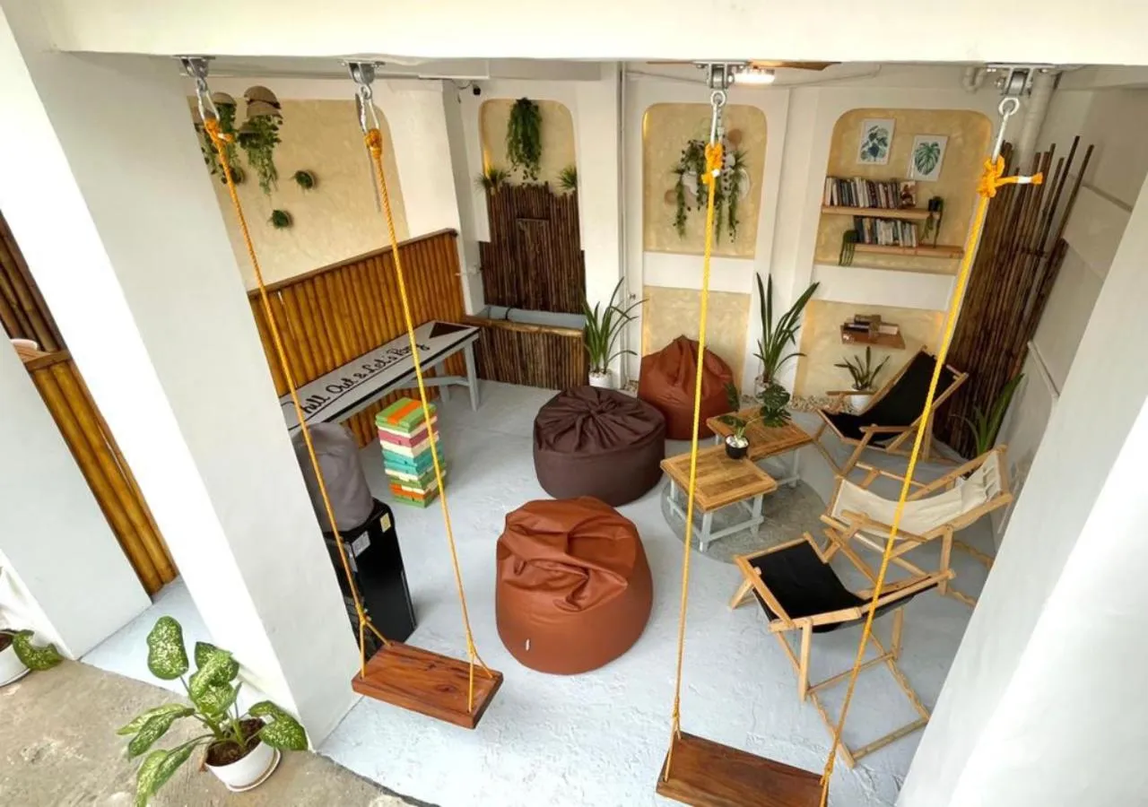 Area and facilities in Chill Out Hostel