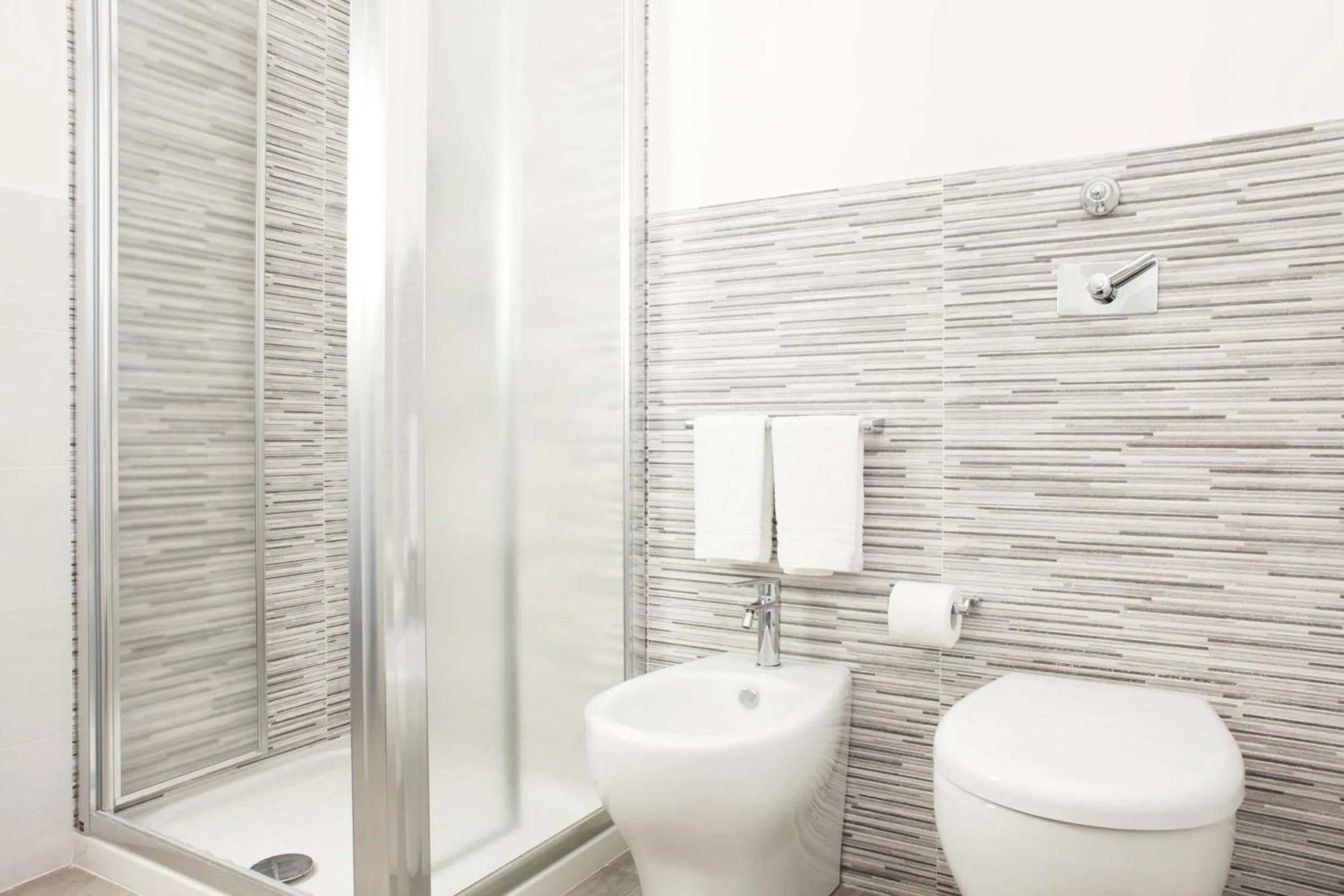 Shower in Corte della Cava