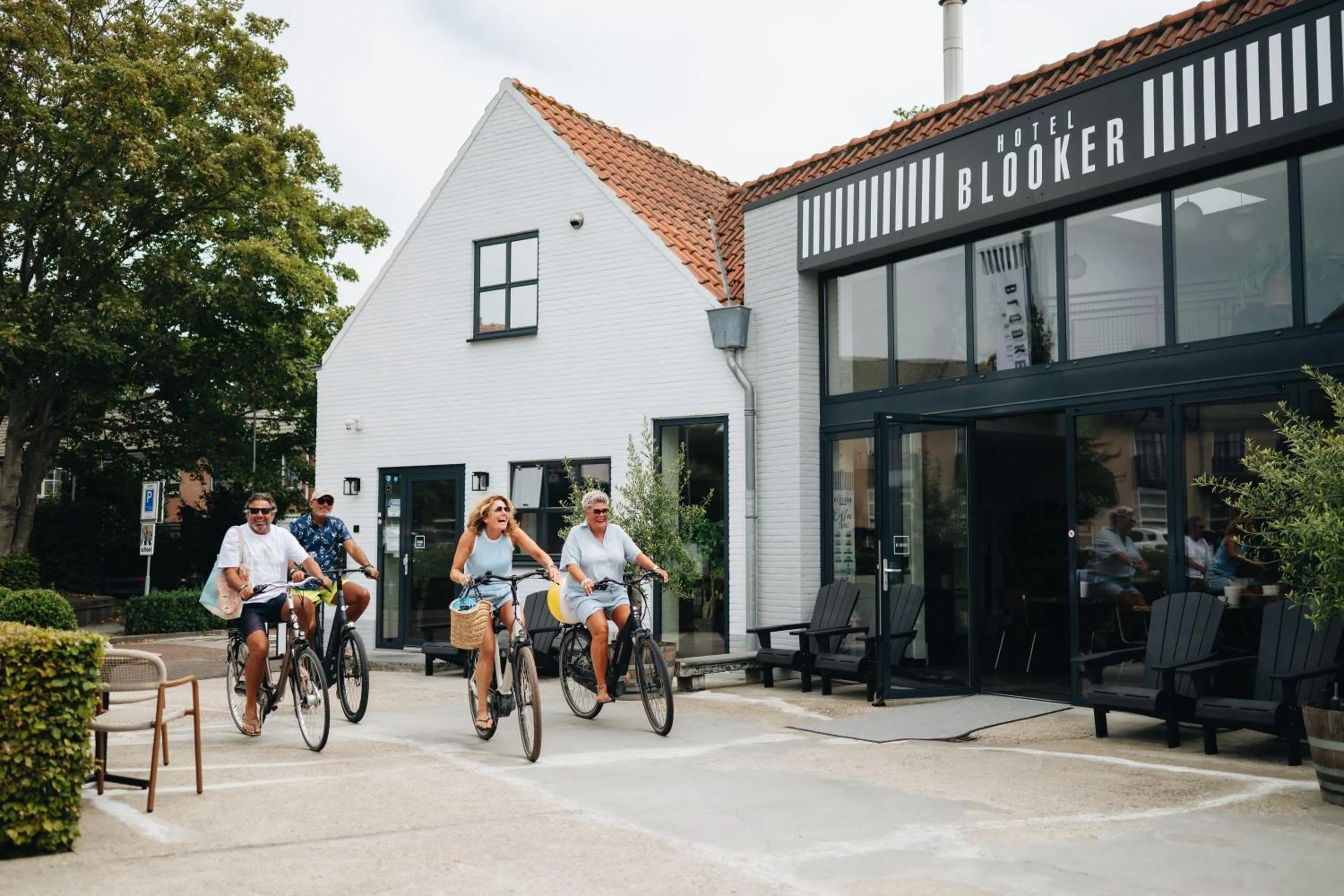 Cycling in Hotel Blooker