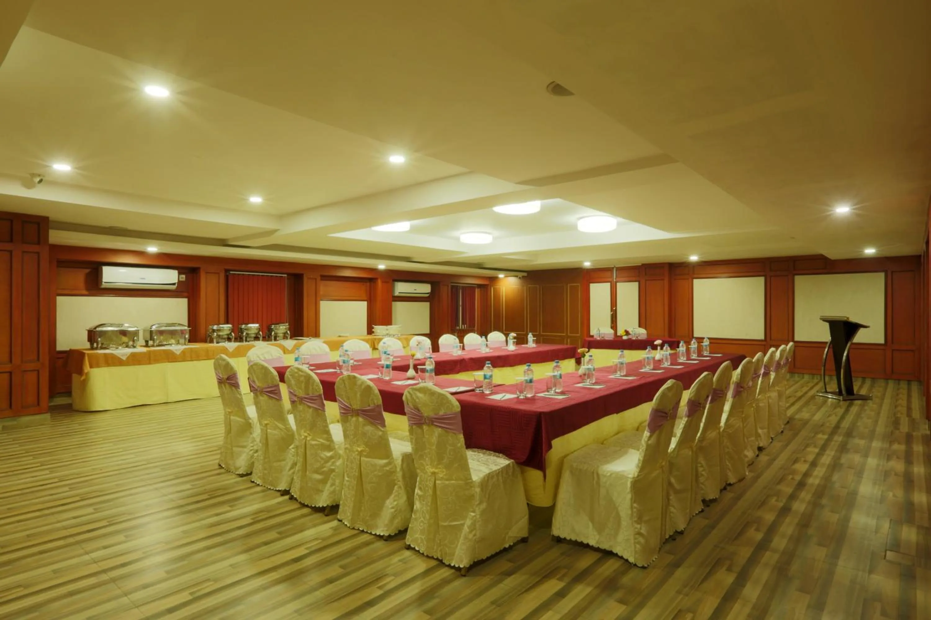 Banquet/Function facilities in Hotel D Courtyard