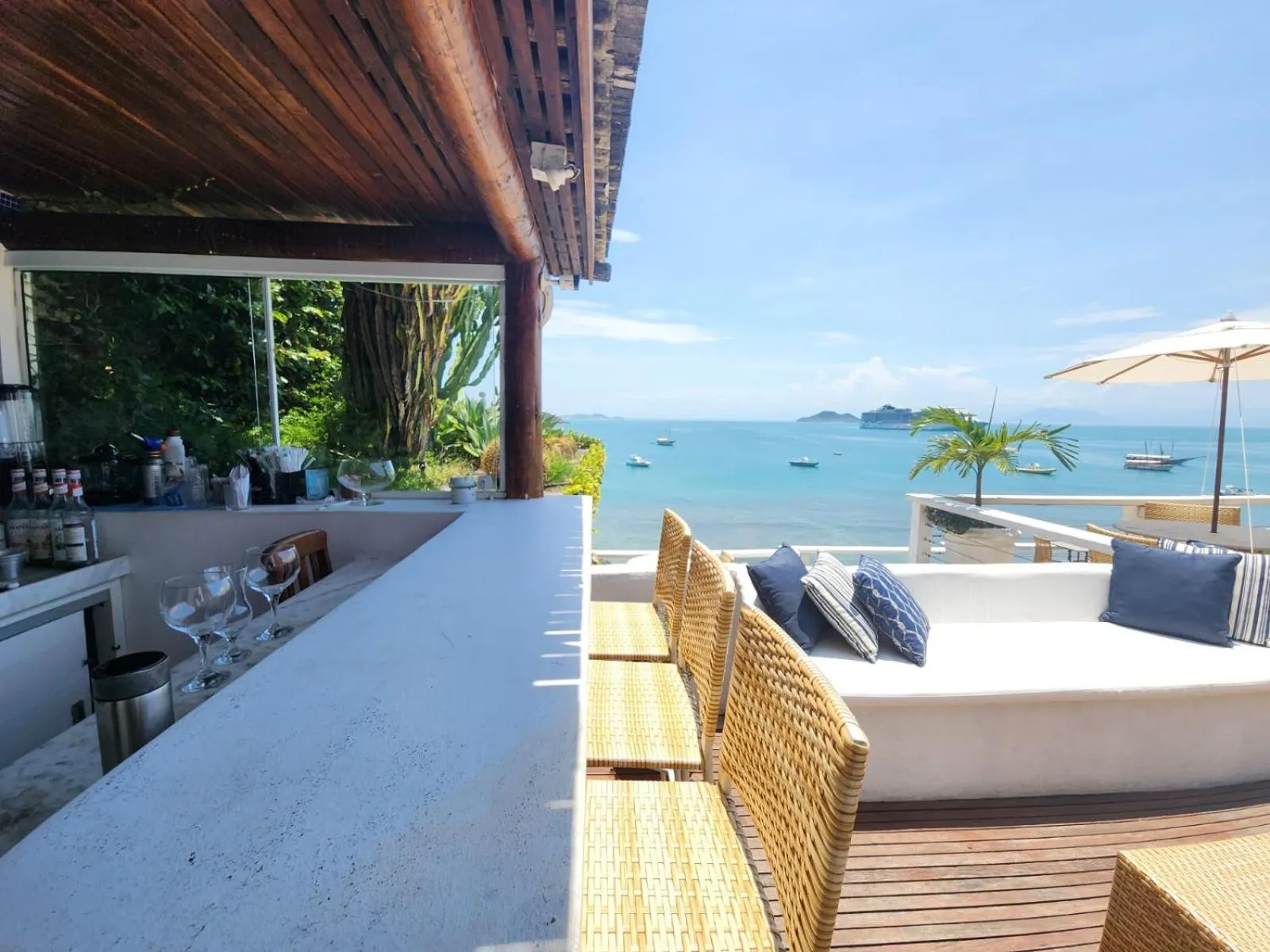 Lounge or bar in Byblos Pousada